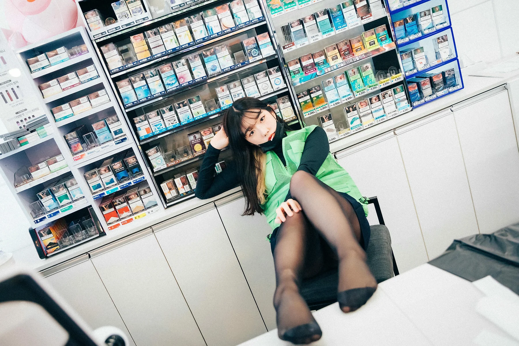 Loozy No.052 Sonson超市收银黑丝写真 - 5