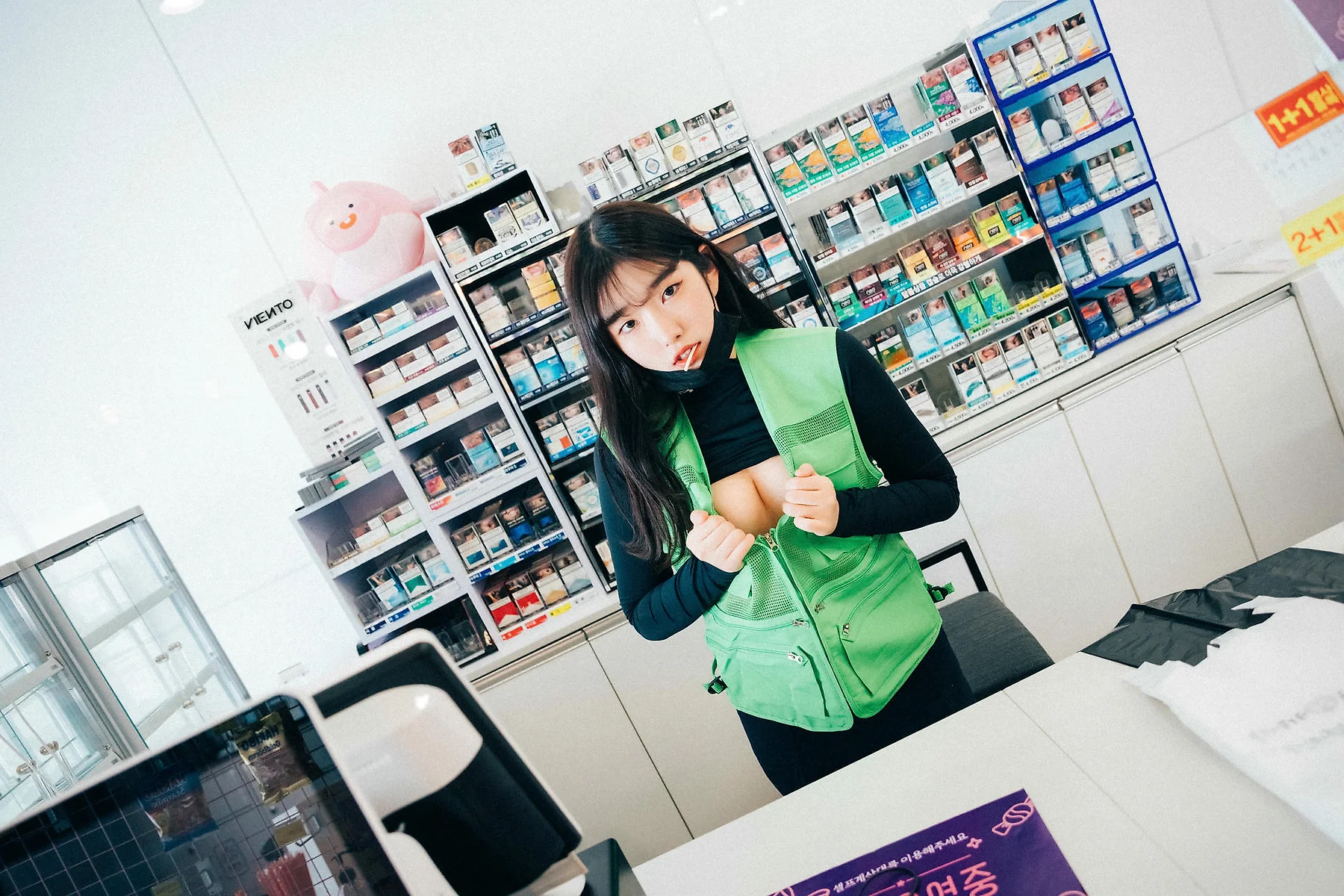 Loozy No.052 Sonson超市收银黑丝写真 - 10