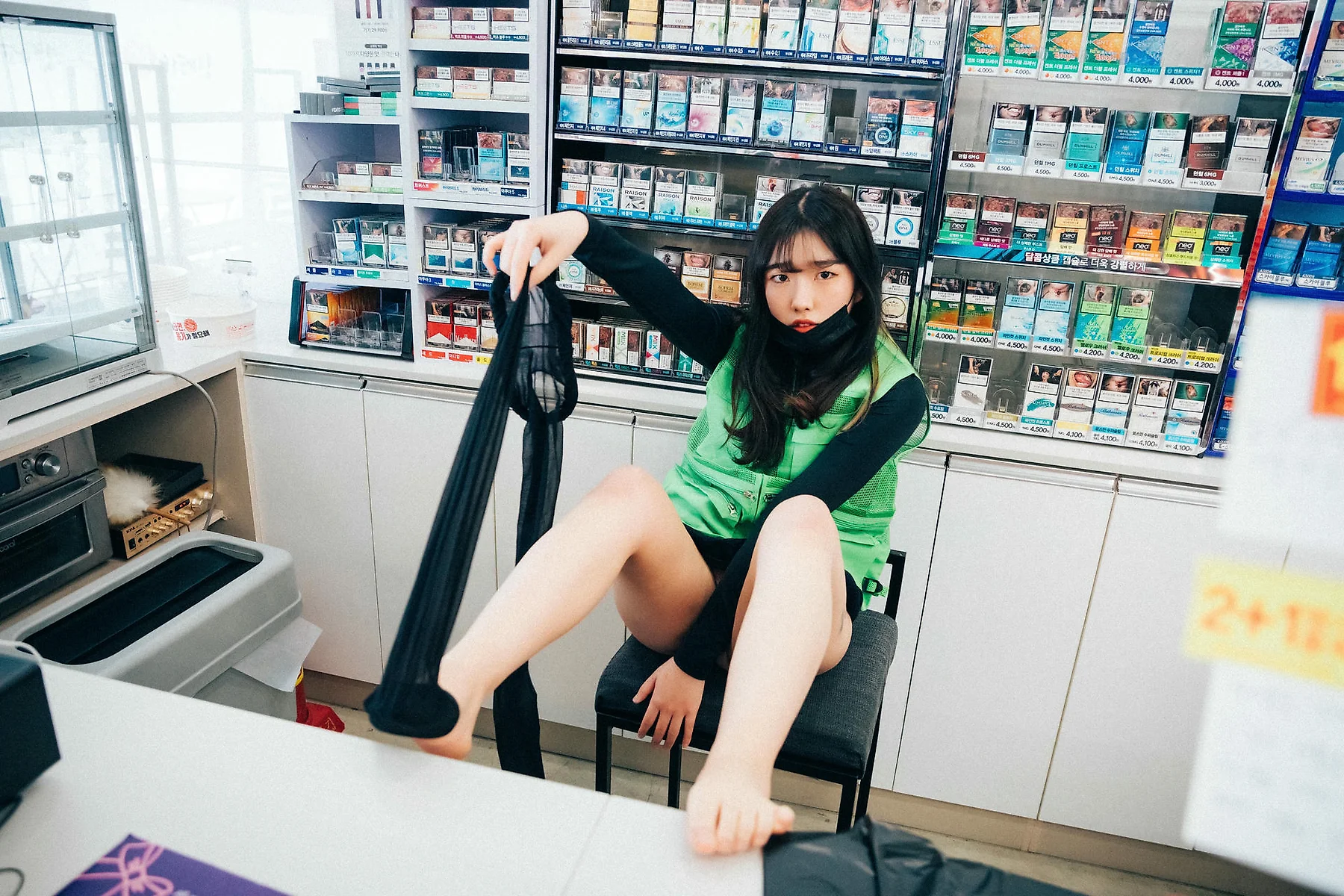 Loozy No.052 Sonson超市收银黑丝写真 - 1