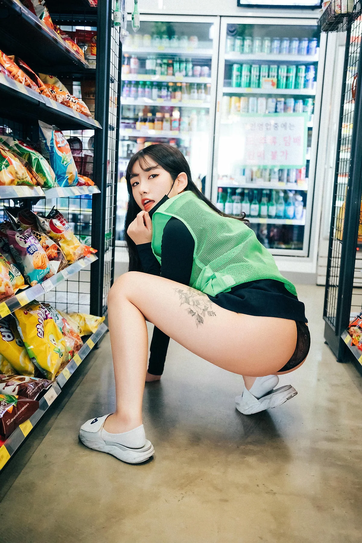 Loozy No.052 Sonson超市收银黑丝写真 - 10