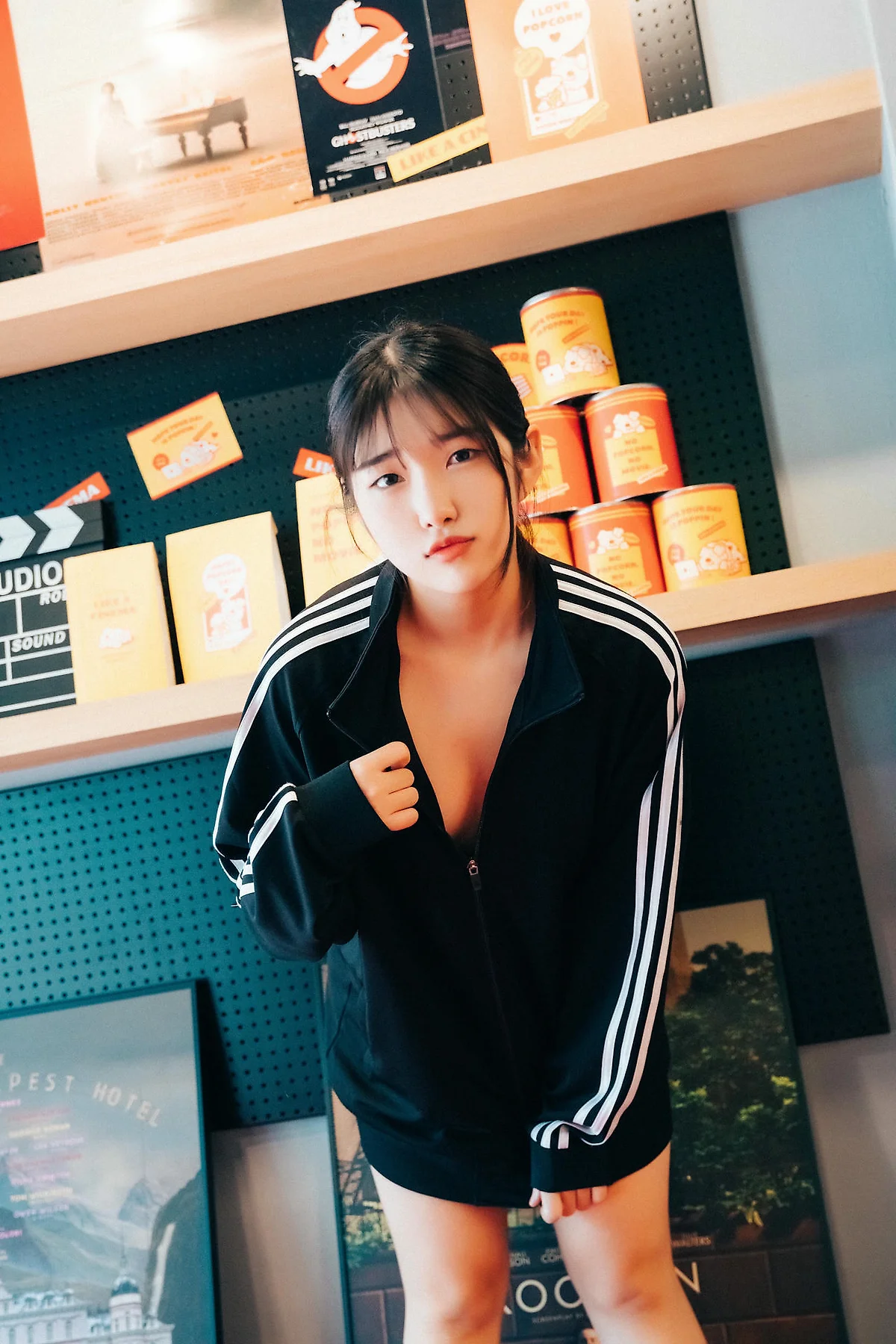 Loozy No.054 Sonson性感短裙影院主题 - 10