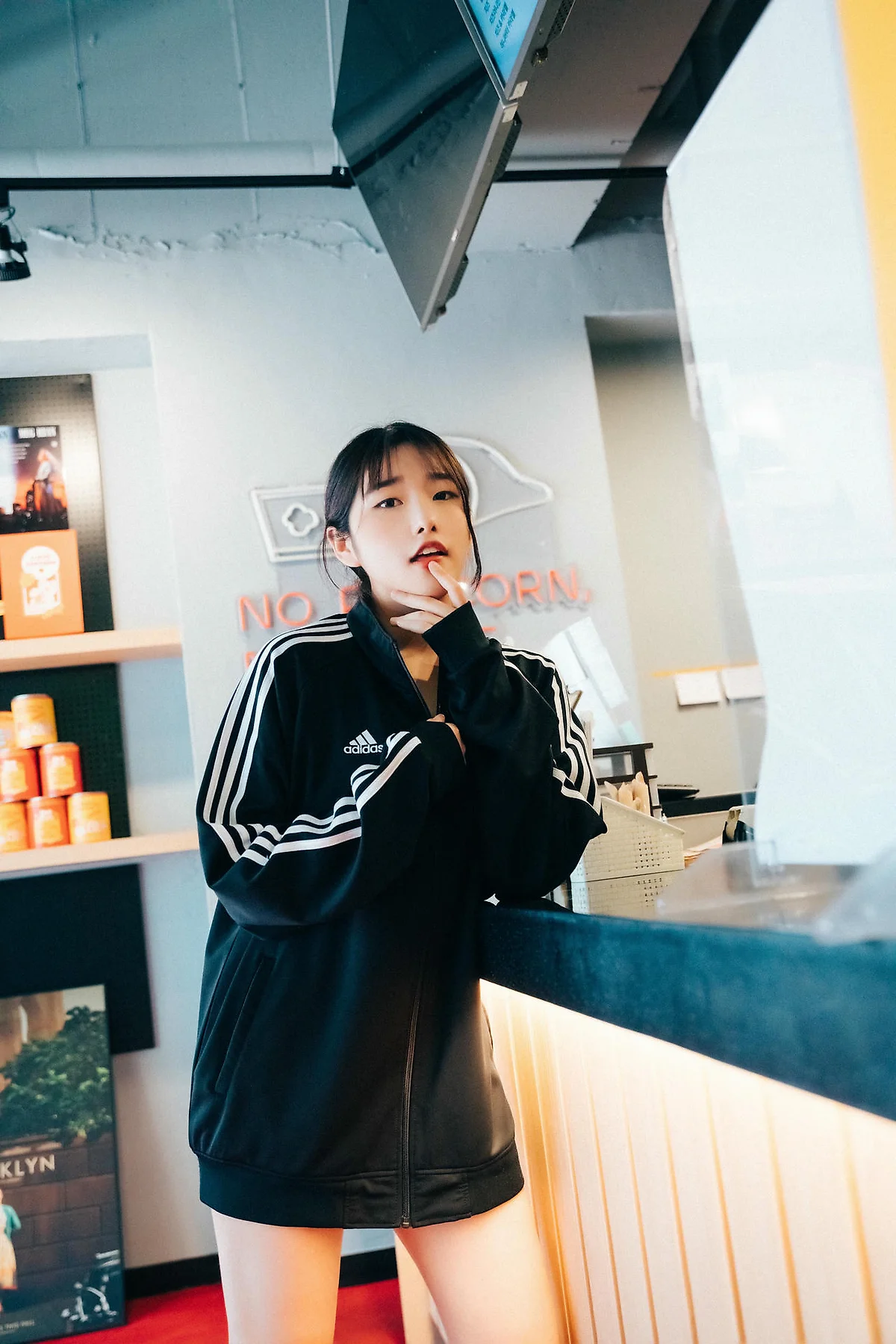 Loozy No.054 Sonson性感短裙影院主题 - 7