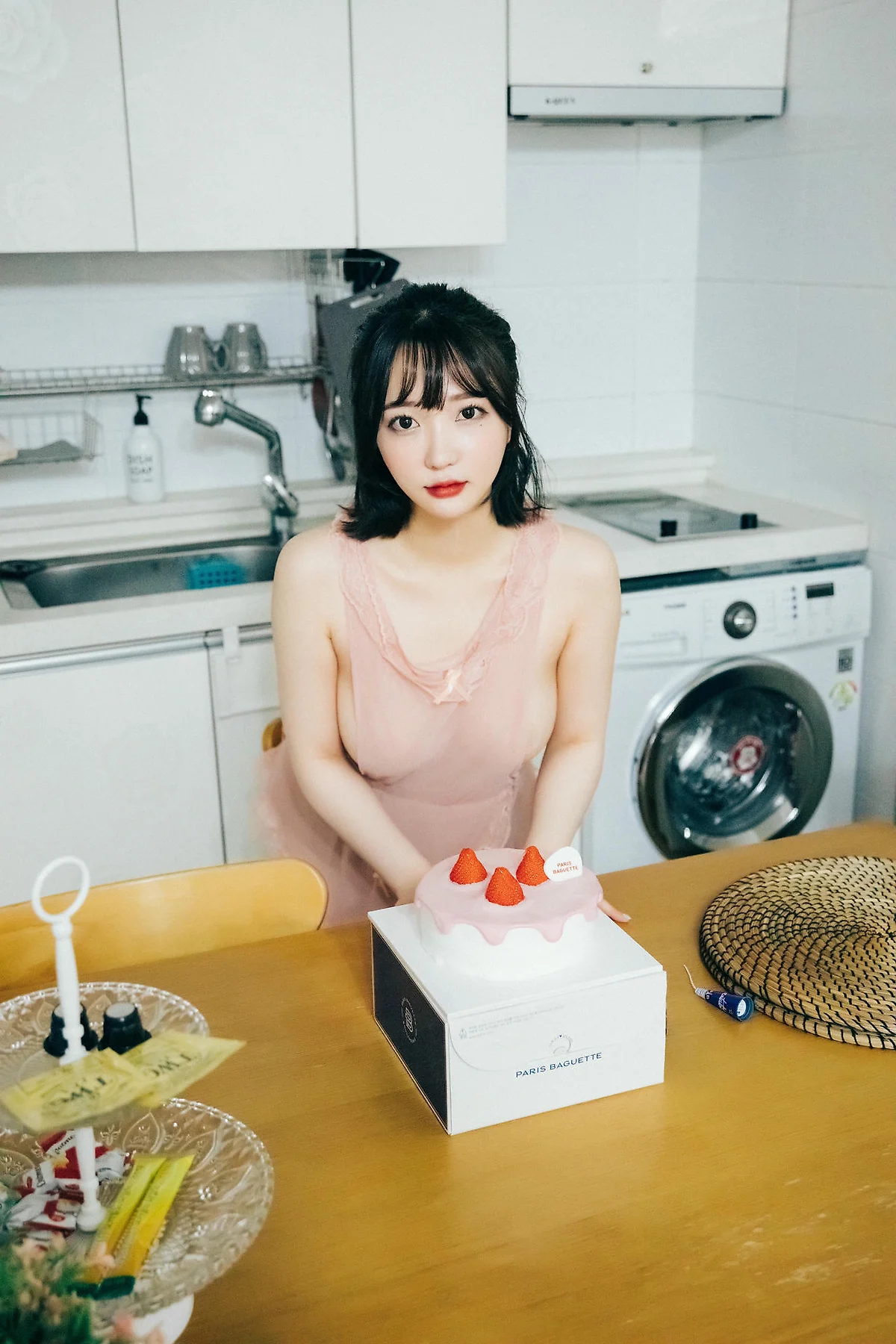 Loozy No.056 Ye Eun 网袜女仆制服 - 1