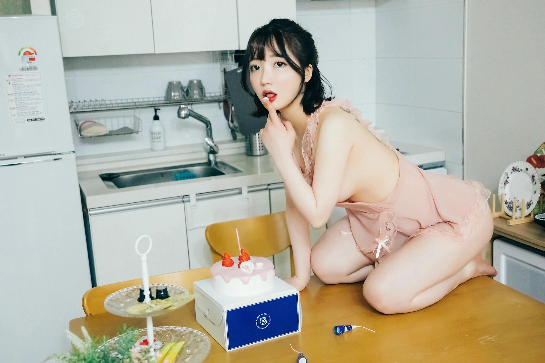 Loozy No.056 Ye Eun 网袜女仆制服 - 4