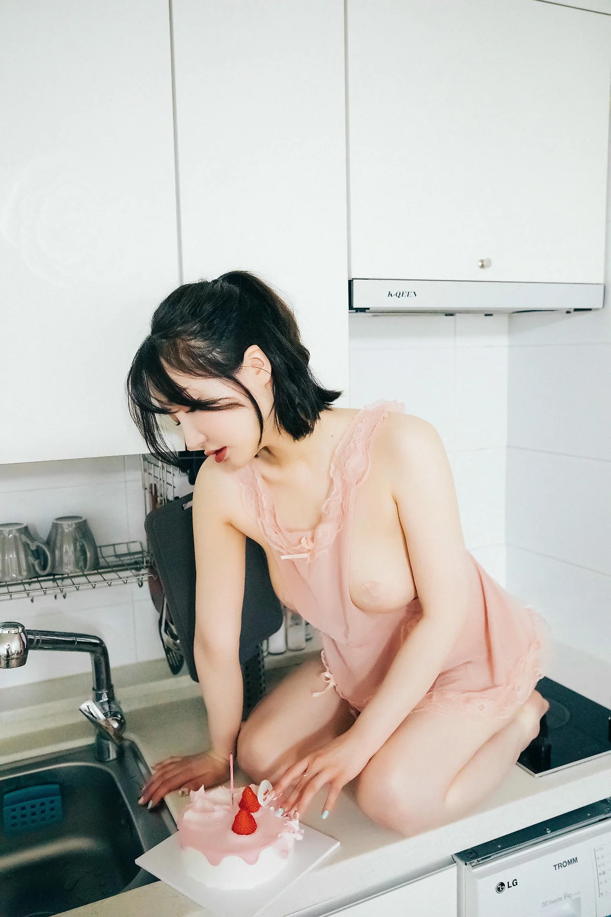 Loozy No.056 Ye Eun 网袜女仆制服 - 3