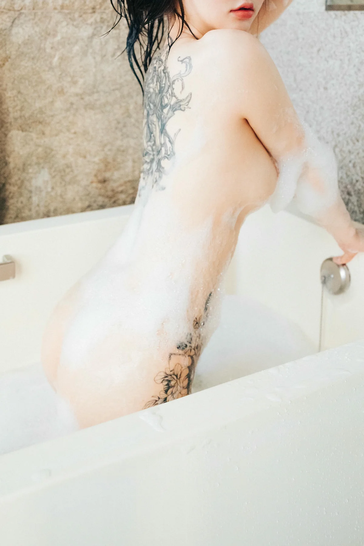 Loozy No.057 Ye Eun泡泡浴玉体湿身 - 6