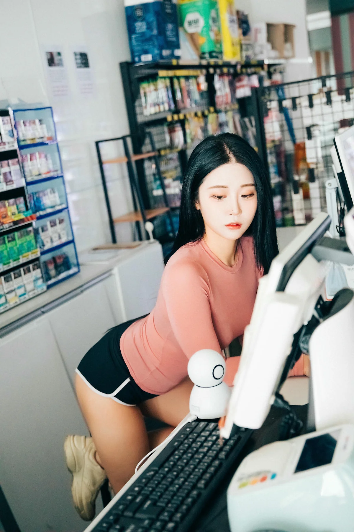 Loozy No.061 Bomi超市长发美女 - 2