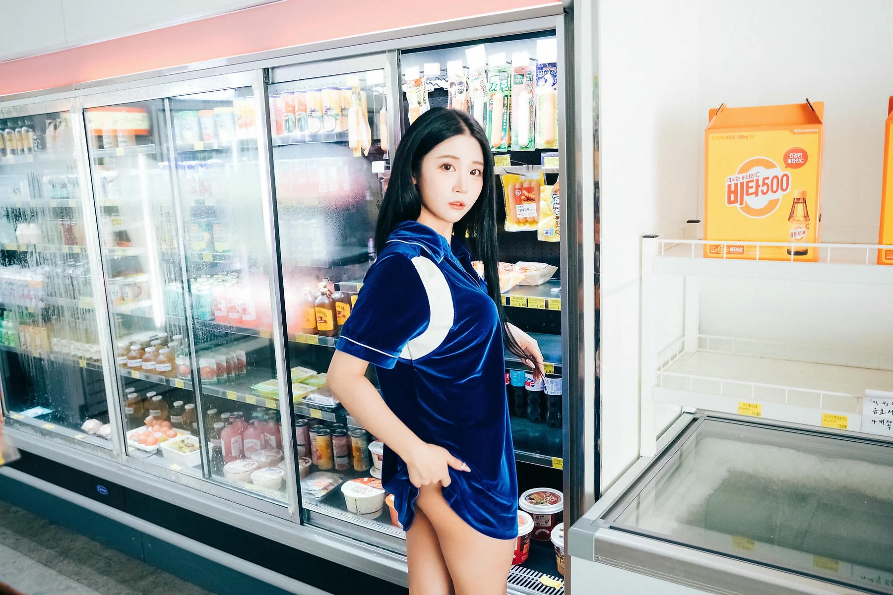 Loozy No.061 Bomi超市长发美女 - 9