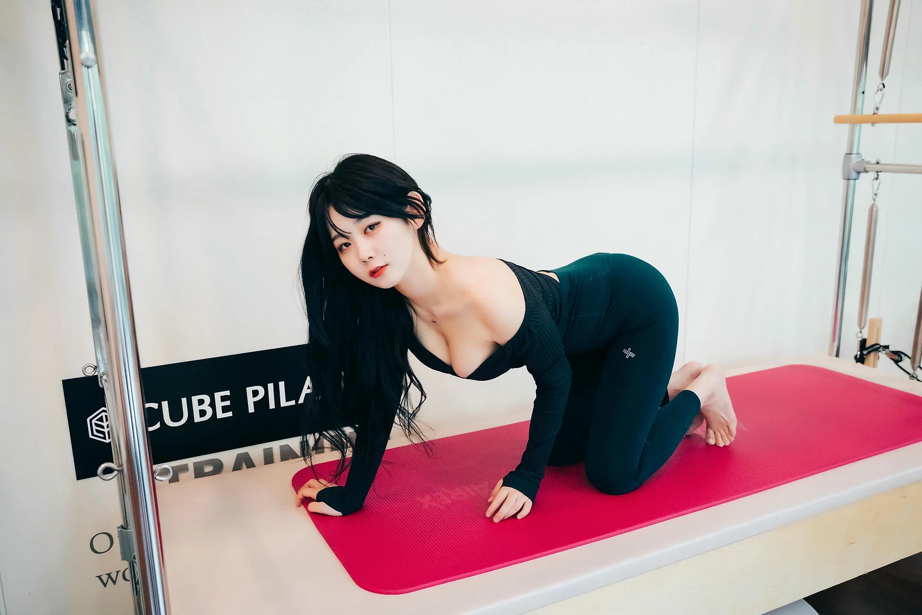 Loozy No.065 Zia香肩爆乳翘臀 - 5