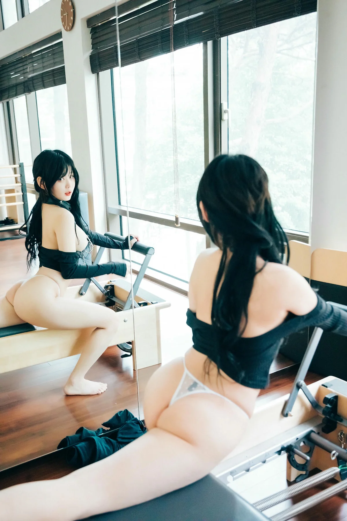 Loozy No.065 Zia香肩爆乳翘臀 - 1