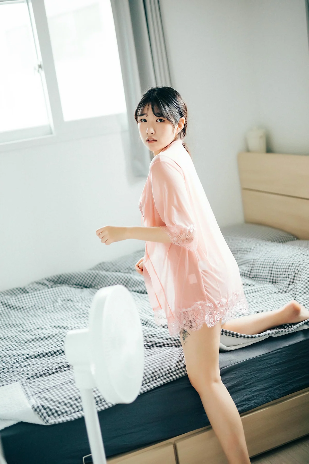 Loozy No.066 SonSon少女湿身白丝 - 1