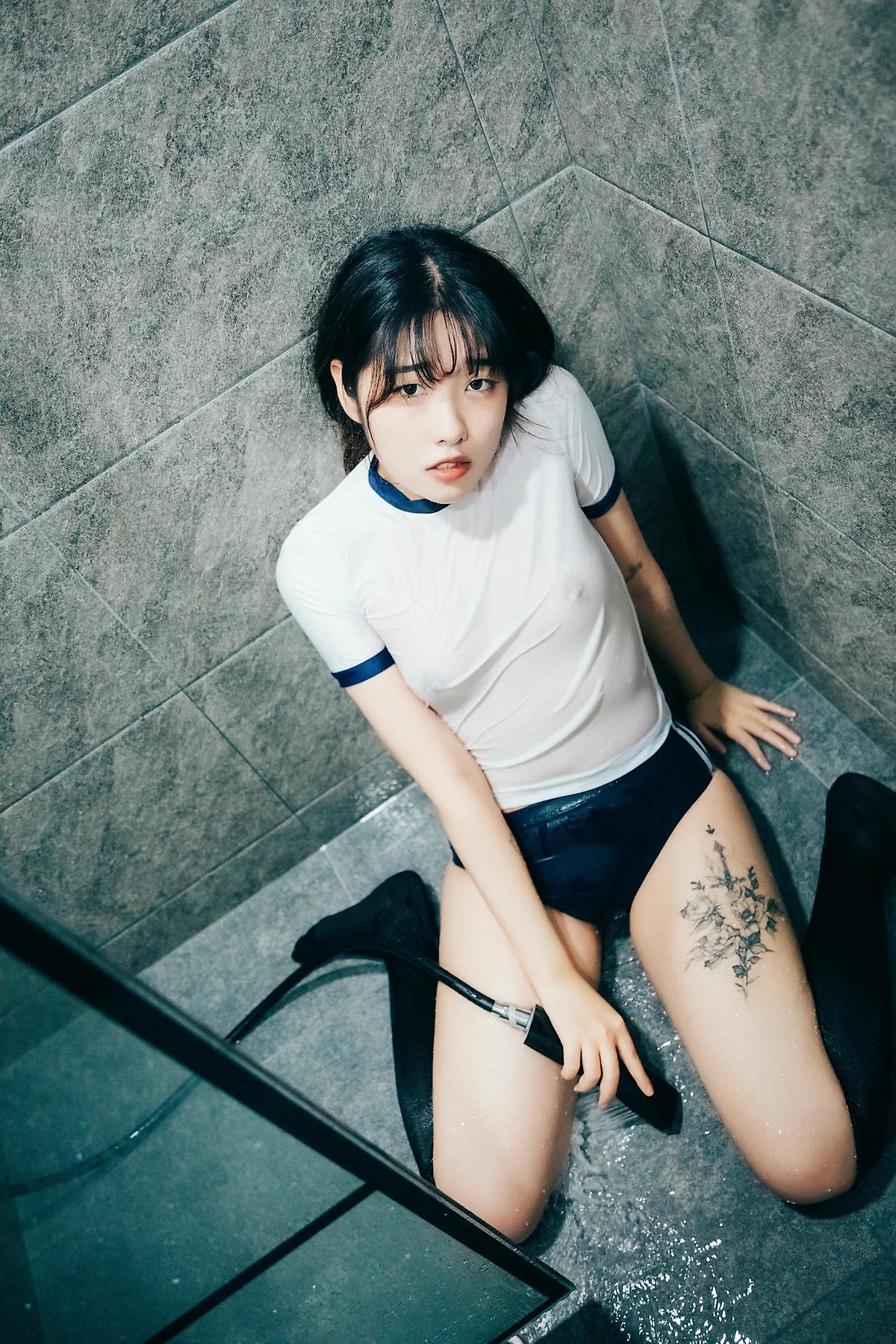 Loozy No.066 SonSon少女湿身白丝 - 7