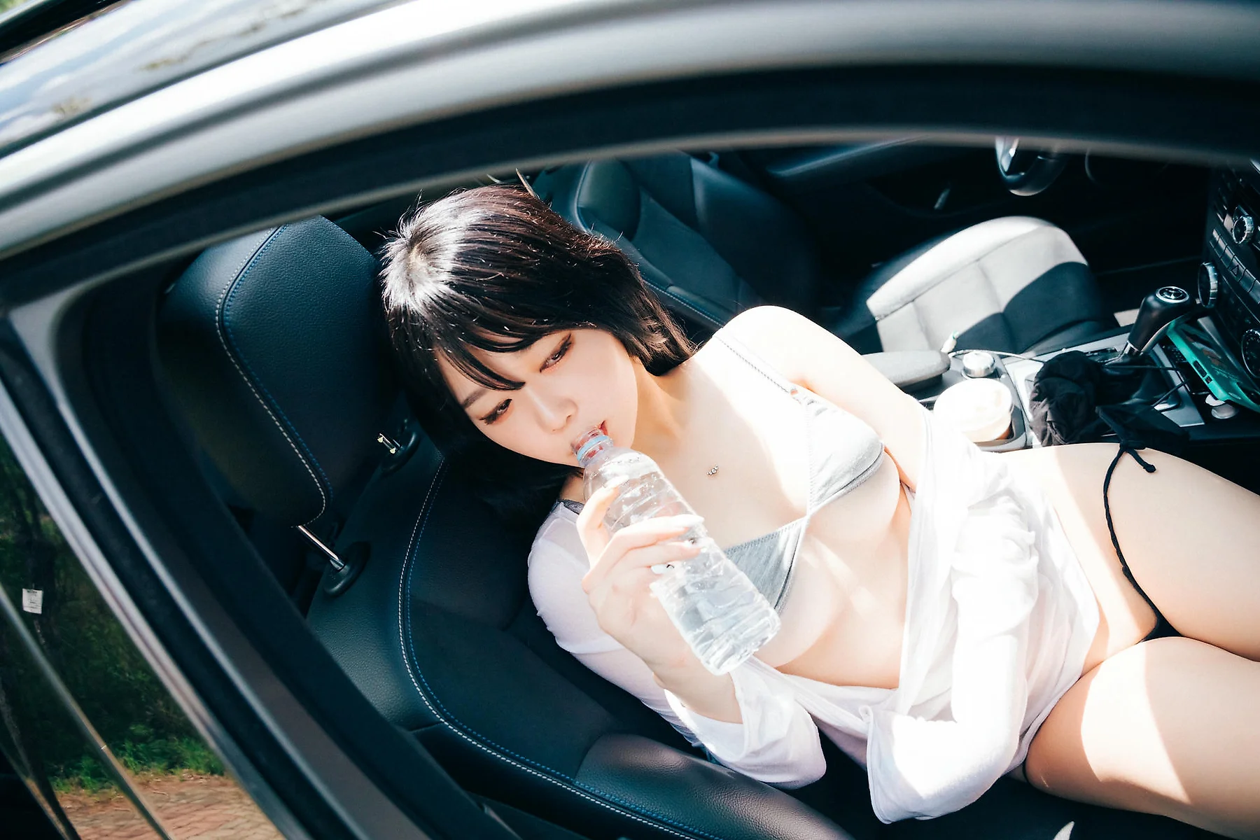 Loozy No.072 Zia车内写真乳贴 - 2
