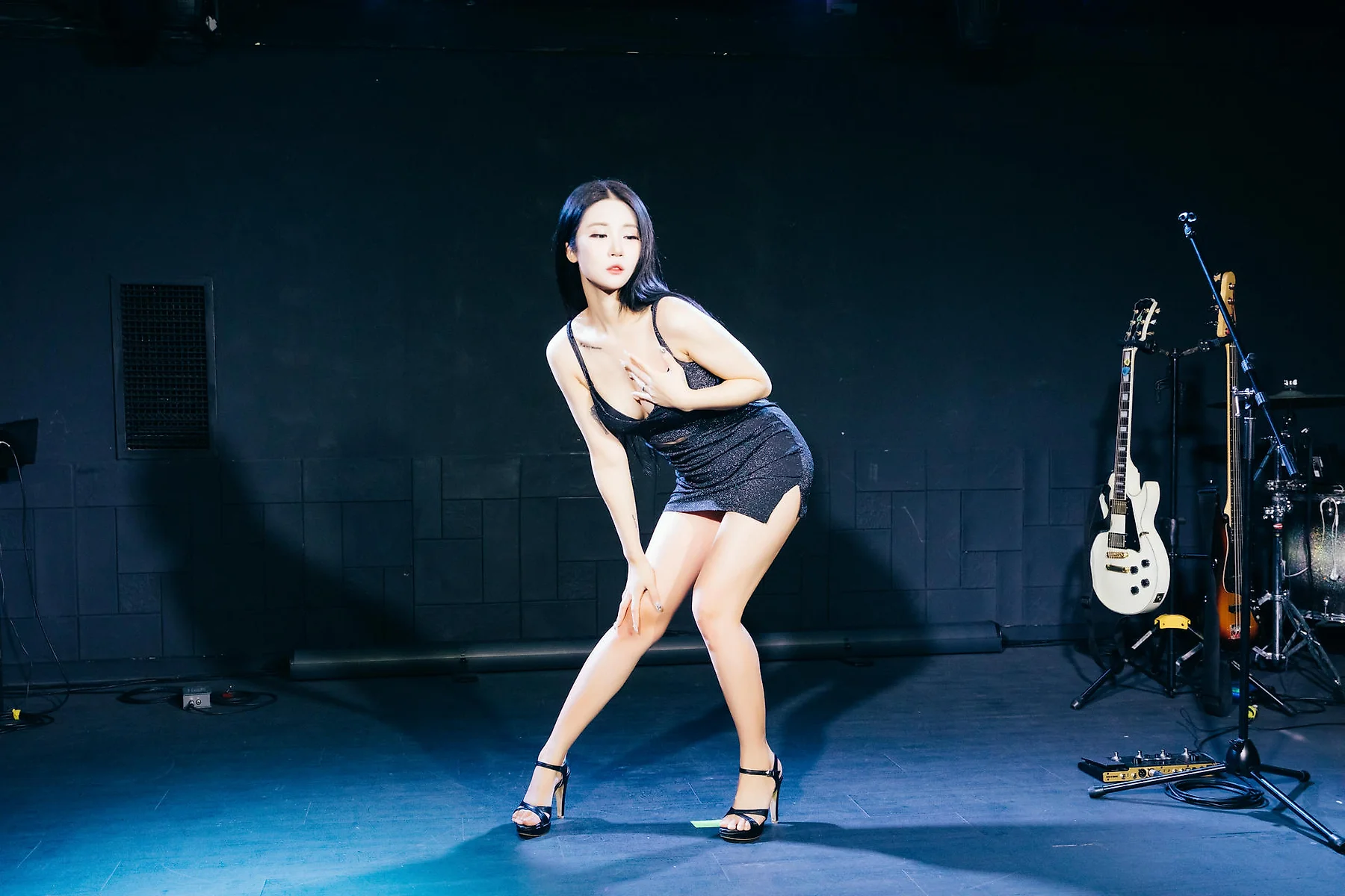 Loozy No.075 Bomi舞台写真翘臀 - 5