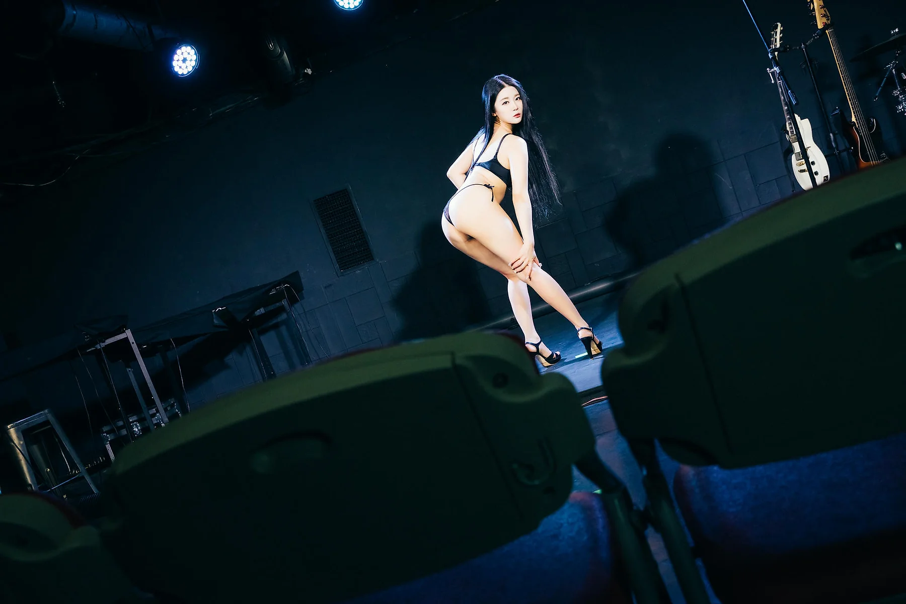 Loozy No.075 Bomi舞台写真翘臀 - 3