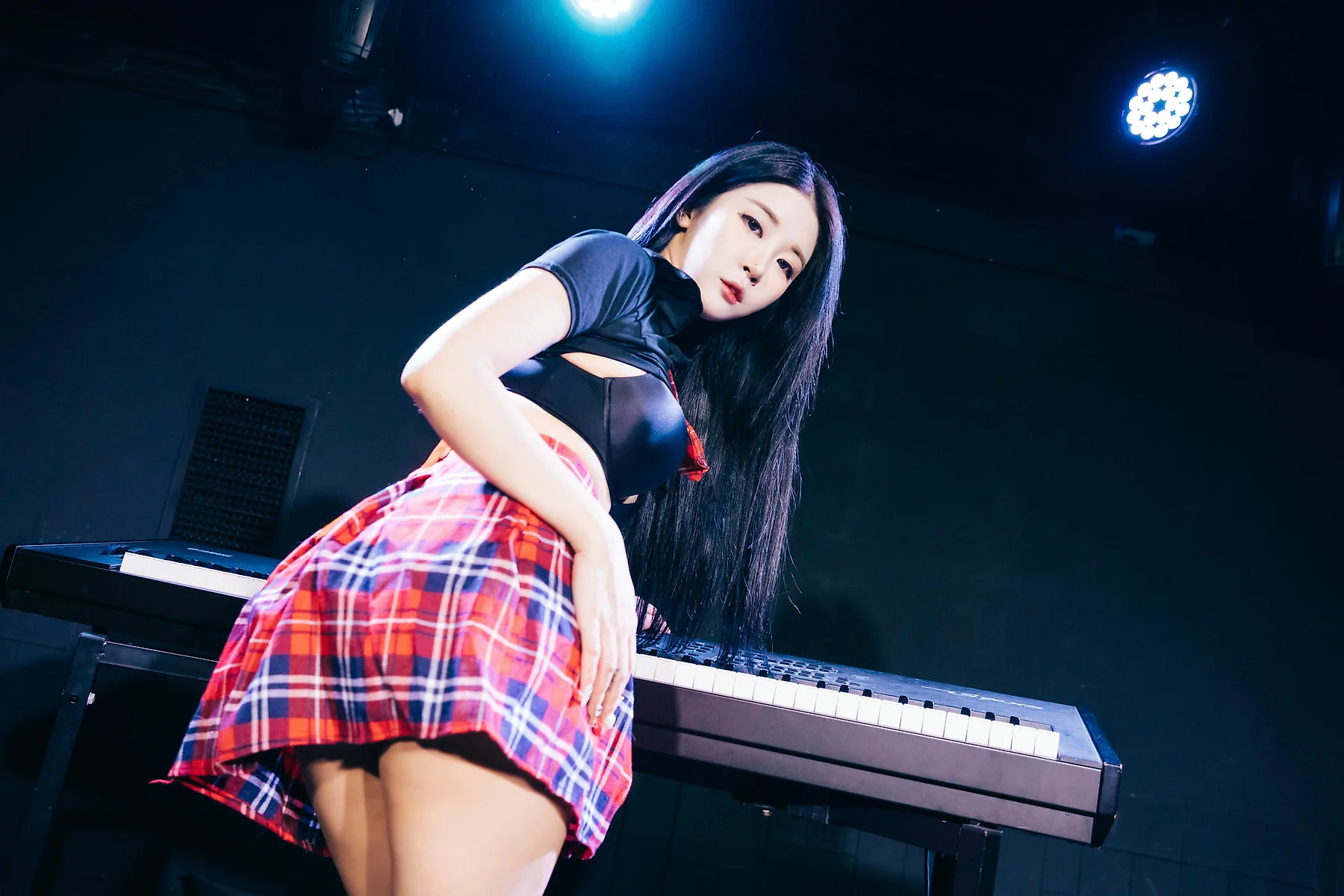 Loozy No.075 Bomi舞台写真翘臀 - 6