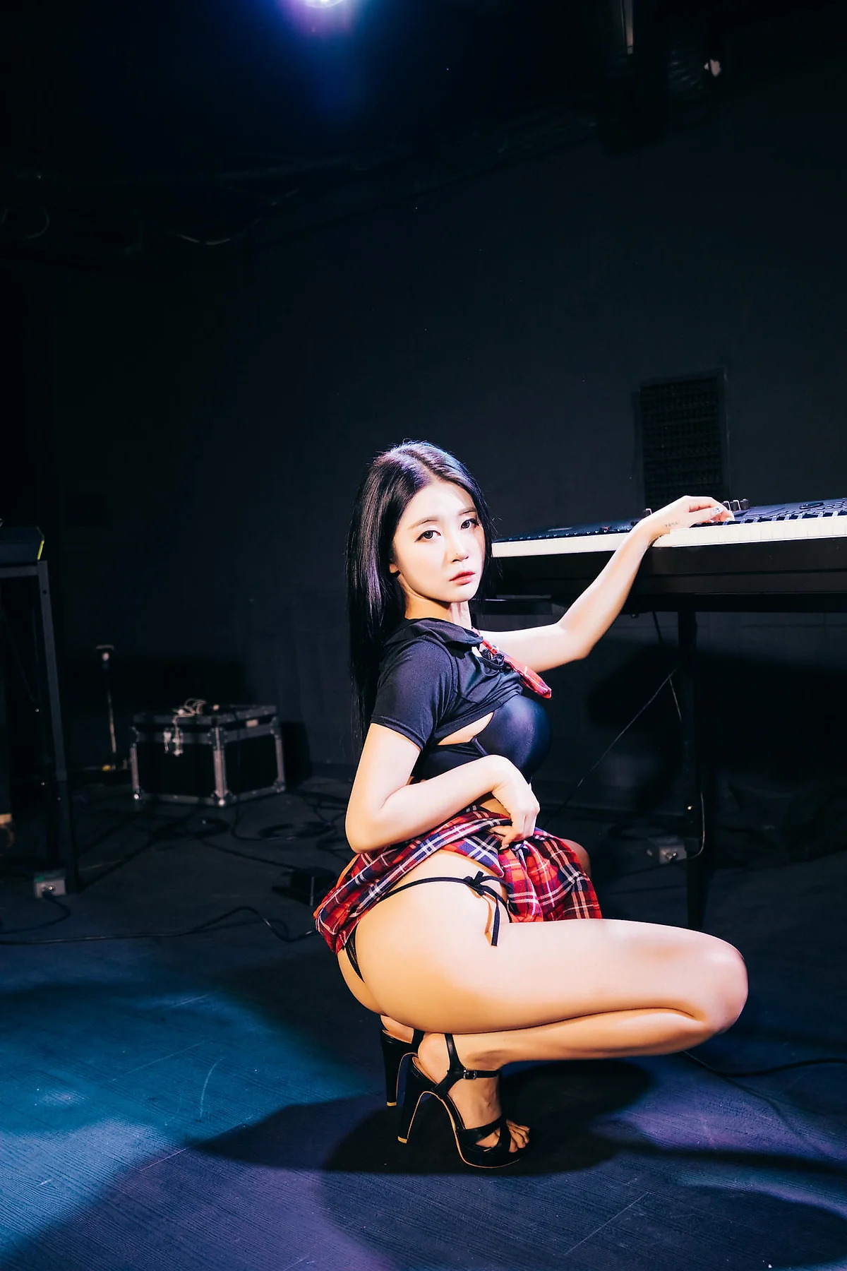 Loozy No.075 Bomi舞台写真翘臀 - 7