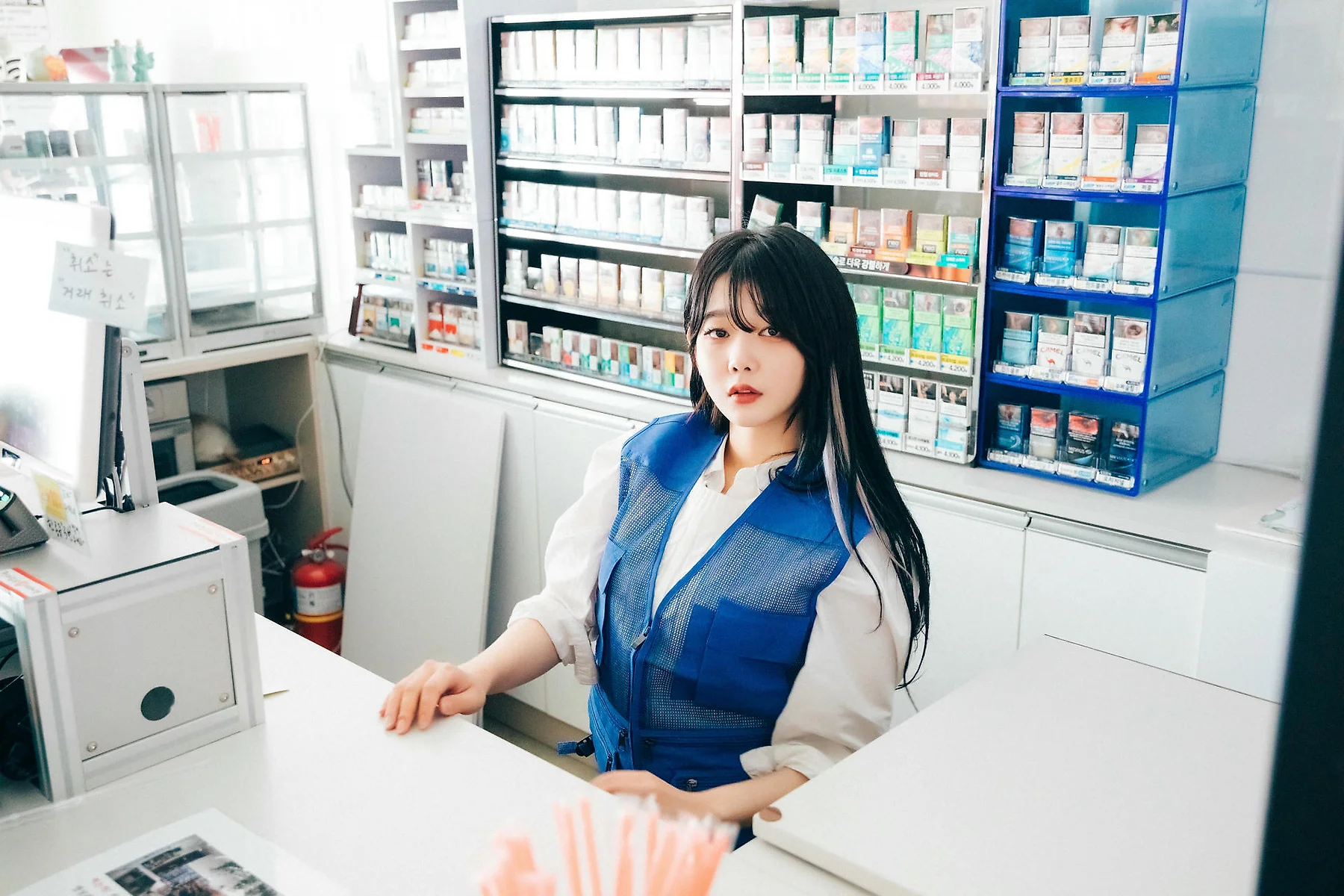 Loozy No.083  Zia便利店少女诱惑1 - 3