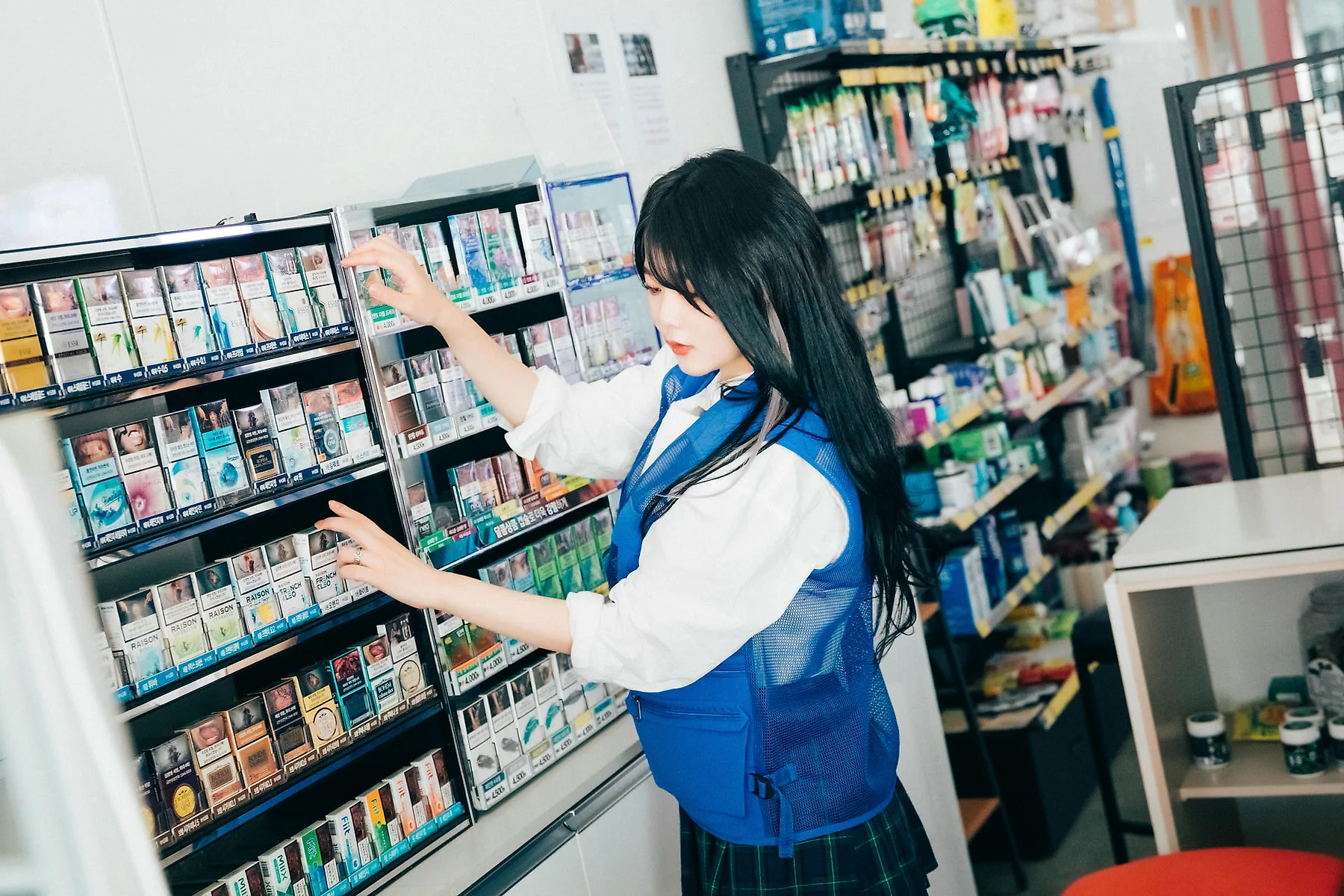 Loozy No.083  Zia便利店少女诱惑1 - 5