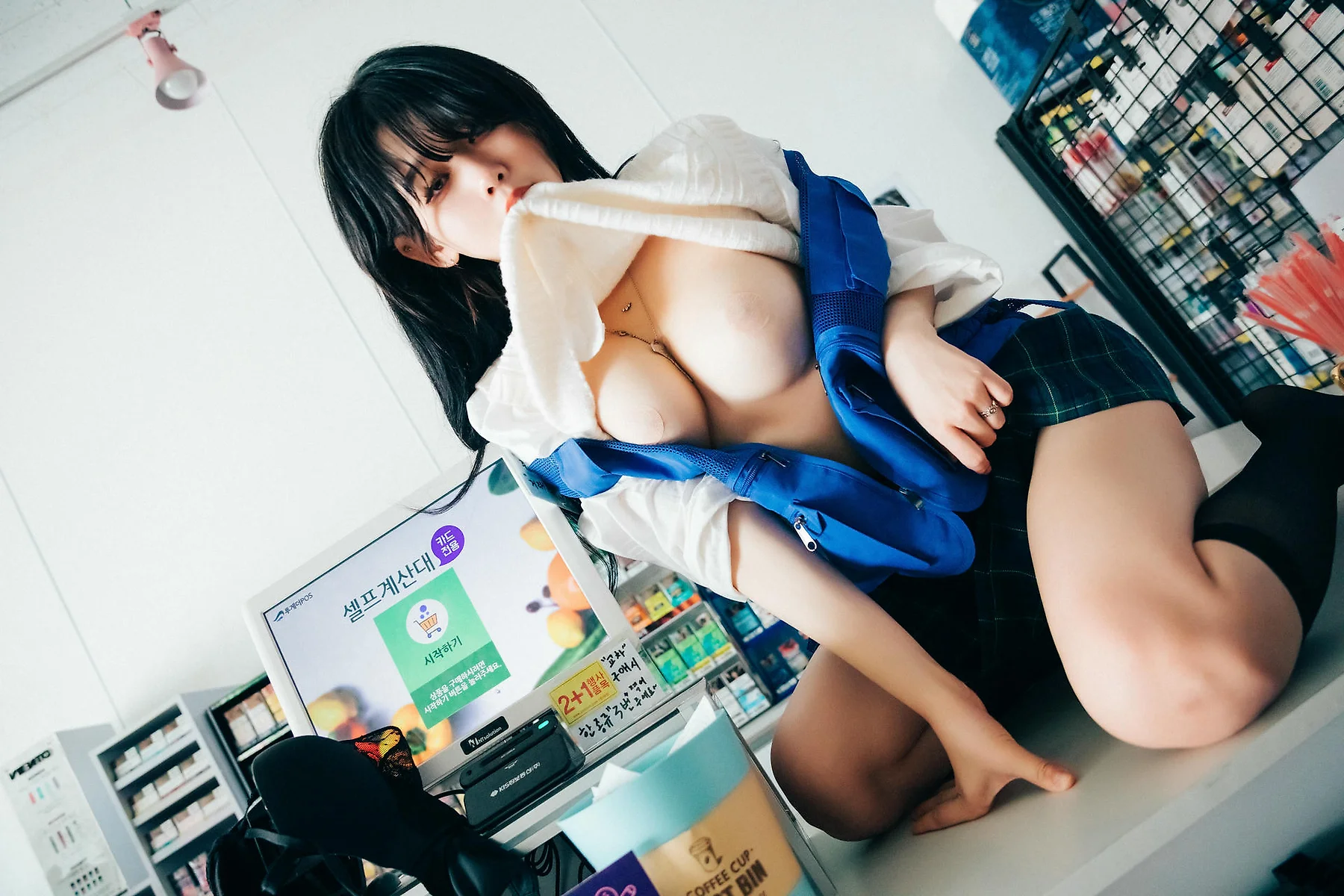 Loozy No.083 Zia便利店少女诱惑1 - 5
