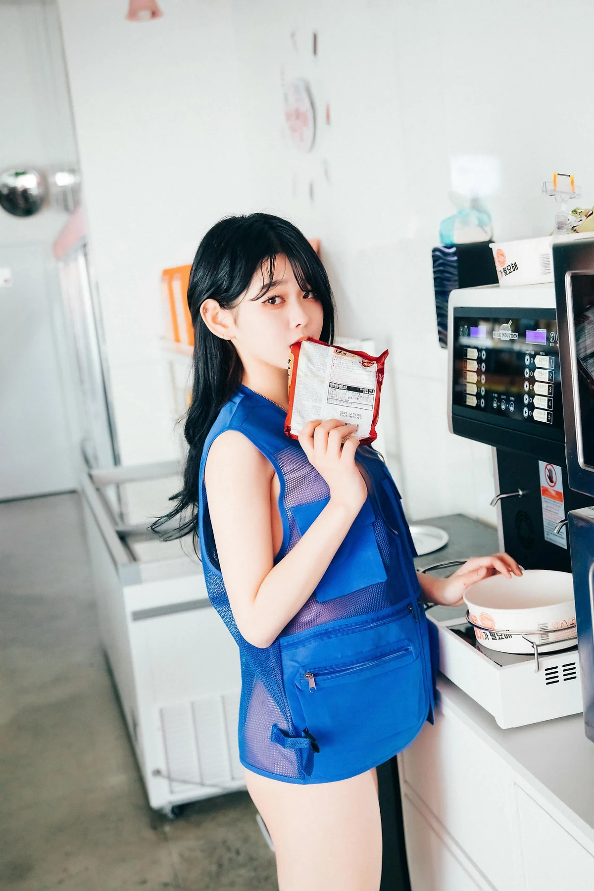 Loozy No.084 Zia便利店少女诱惑2 - 2