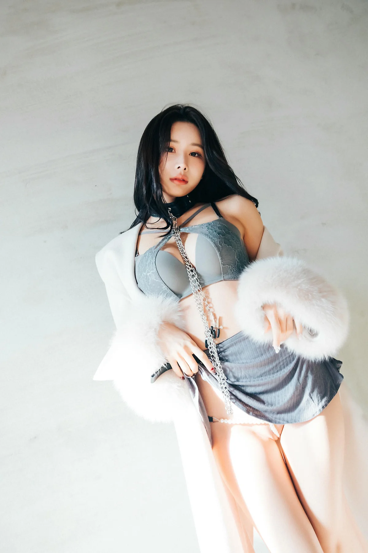 Loozy No.090 YeonYu爆乳车模写真 - 6