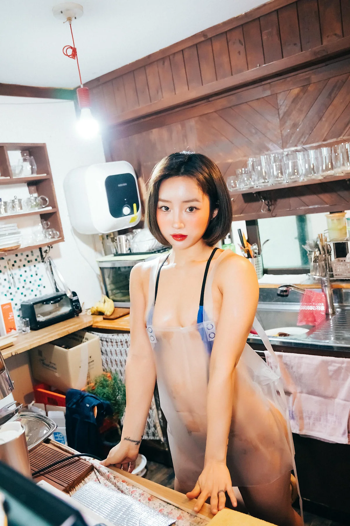 Loozy No.103 Booty Queen咖啡性感少女 - 1
