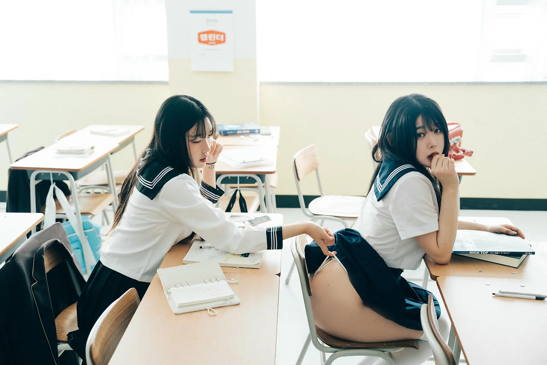 Loozy No.117 Zia教室内的少女写真 - 4