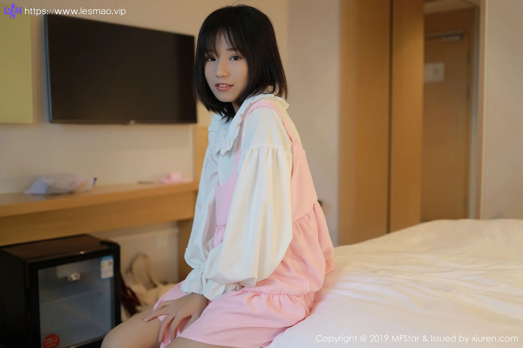 MFStar 模范学院 Vol.203 Baileys香儿 短发美女白衬衫系列 - 1