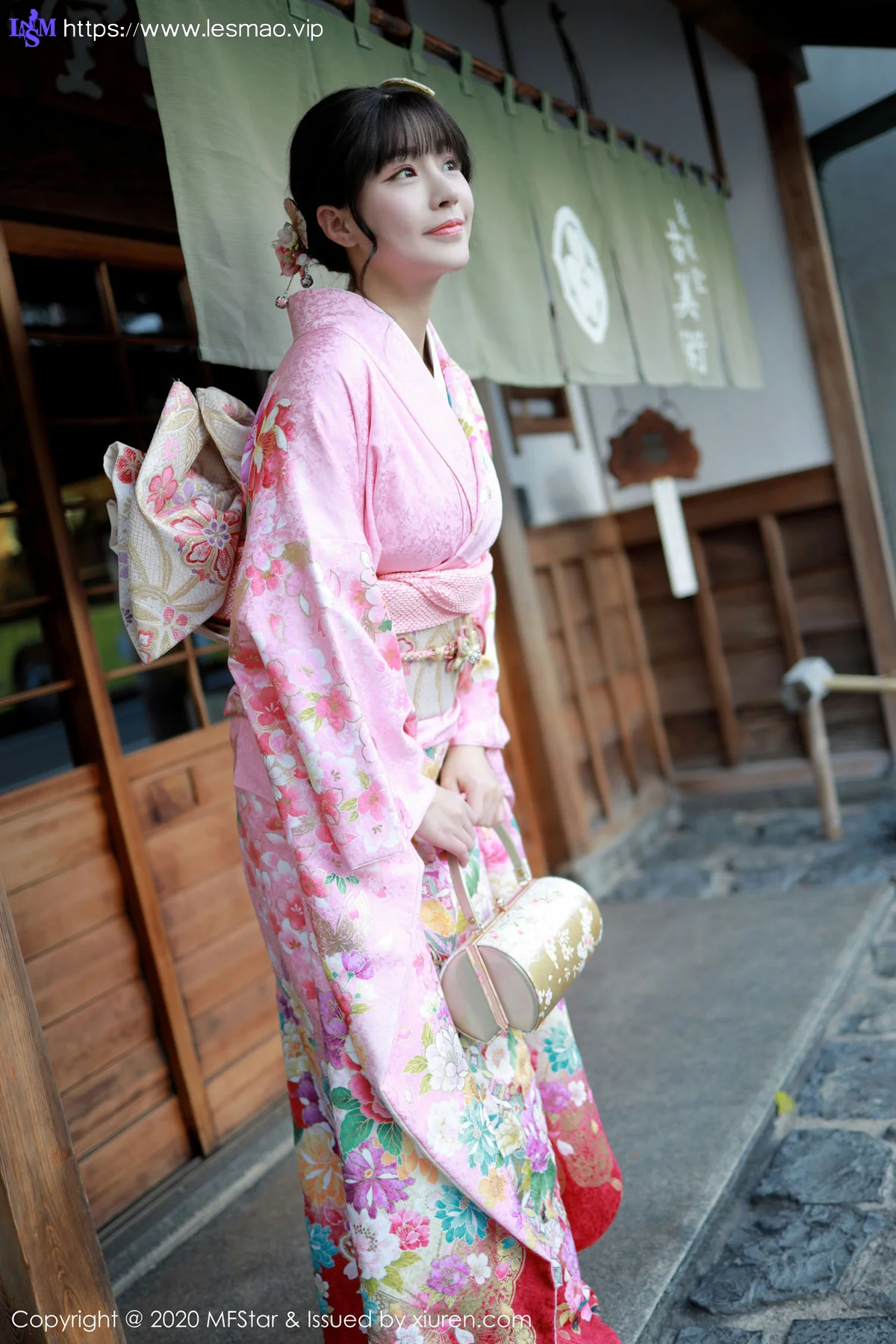 MFStar 模范学院 Vol.254 绚丽和服 朱可儿Flower 日本旅拍写真 - 3