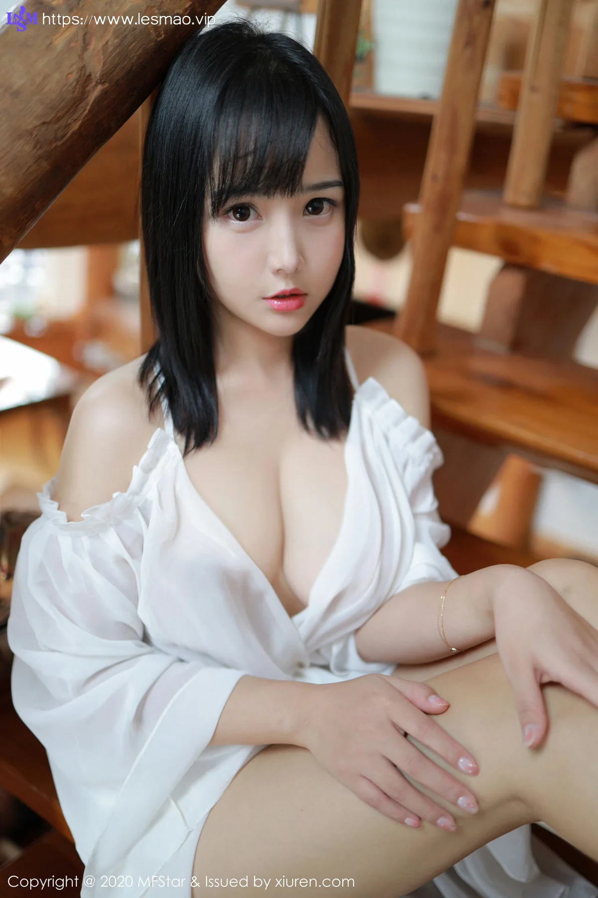 MFStar 模范学院 Vol.260 童颜巨乳 徐微微mia 薄透服饰日本旅... - 9