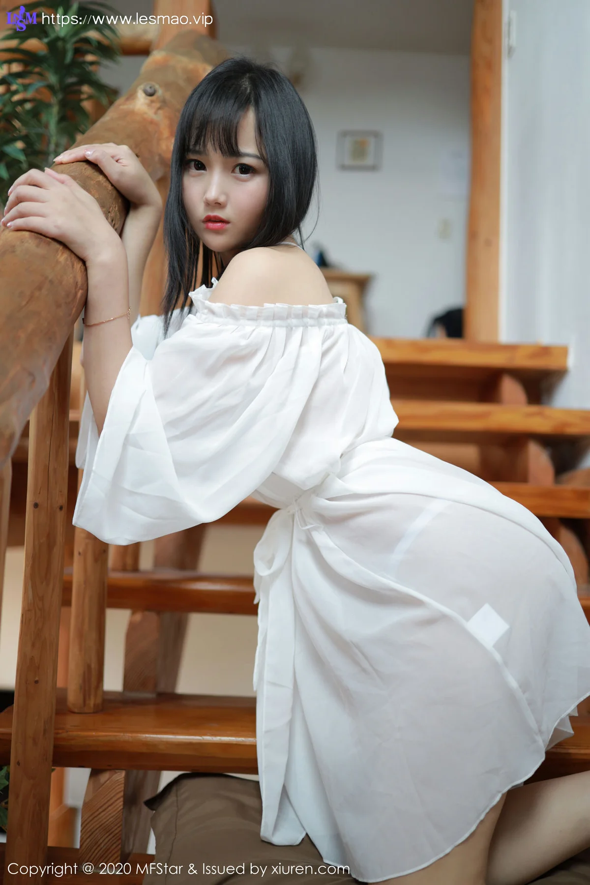 MFStar 模范学院 Vol.260 童颜巨乳 徐微微mia 薄透服饰日本旅... - 8