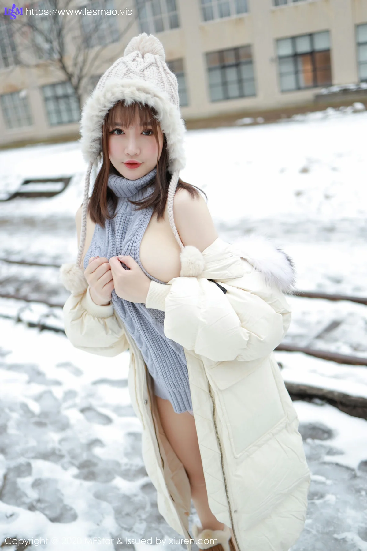 MFStar 模范学院 Vol.262 开背毛衣系列 恩率babe 北海道旅拍写真 - 1