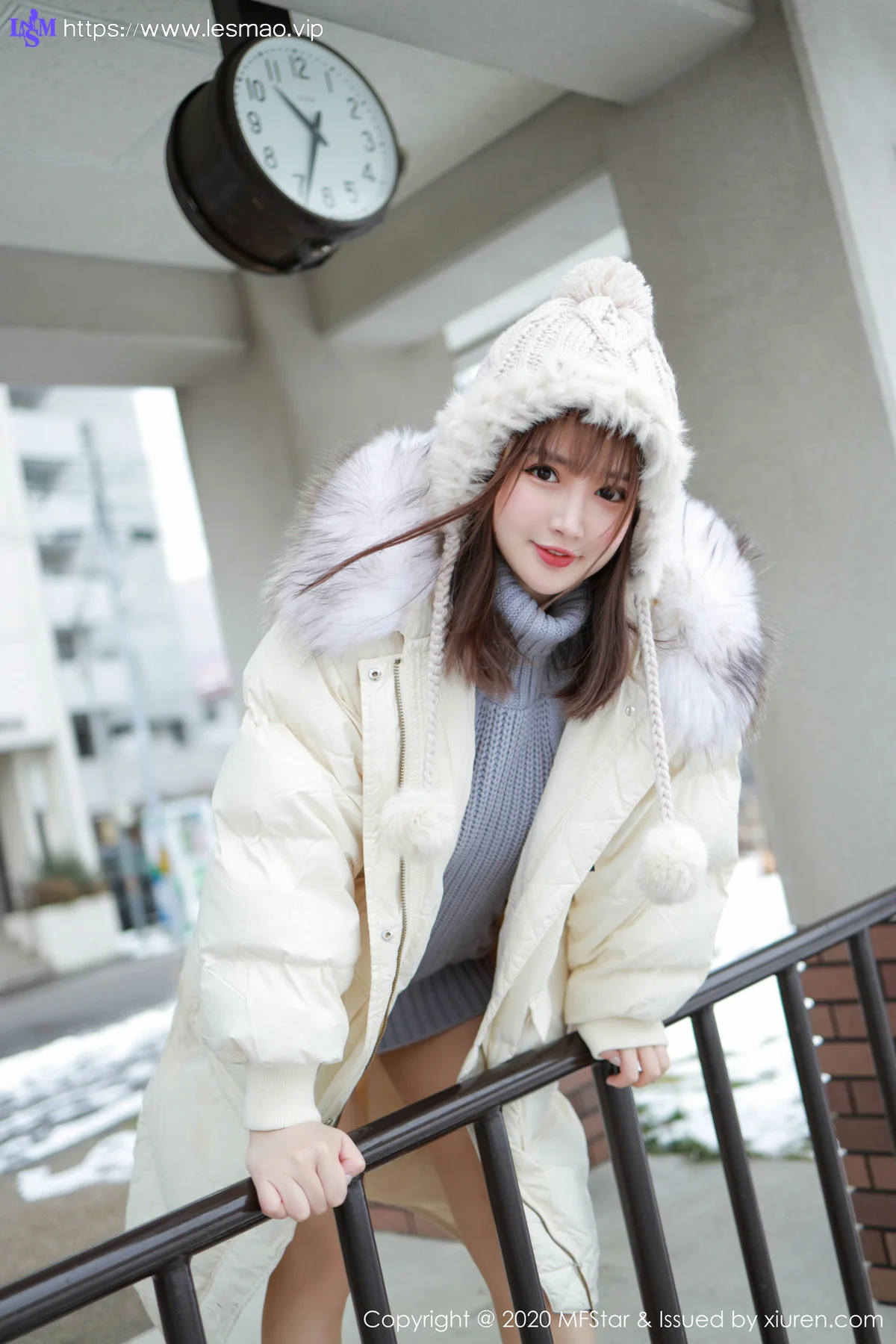 MFStar 模范学院 Vol.262 开背毛衣系列 恩率babe 北海道旅拍写真 - 6