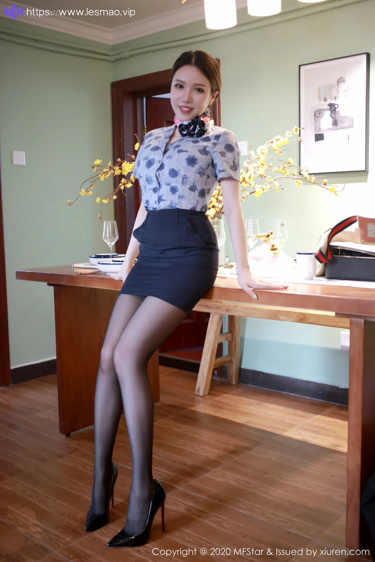 MFStar 模范学院 Vol.286 空姐制服 黄楽然 性感制服写真 - 3