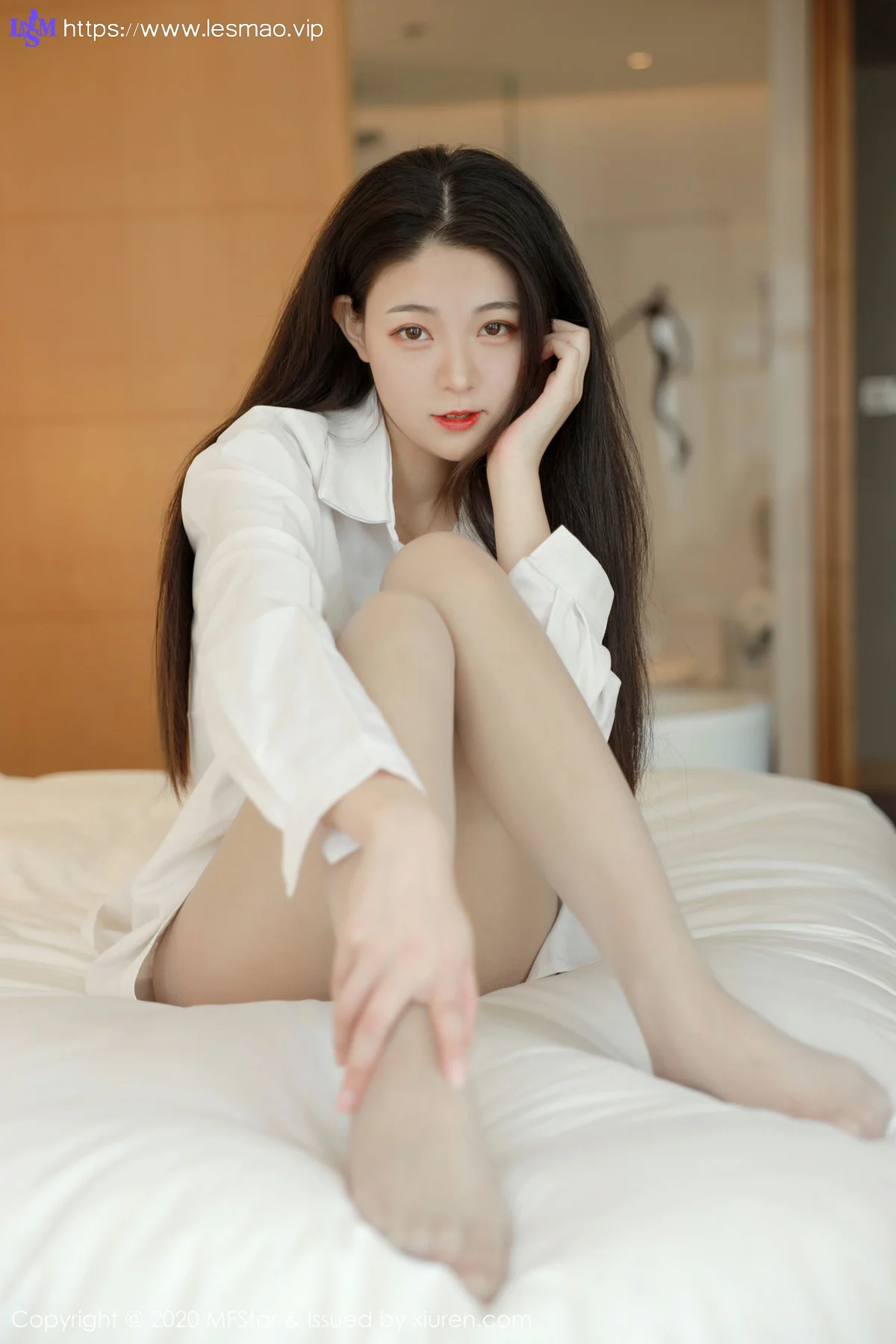 MFStar 模范学院 Vol.321  新人首套  Laura张小妮 美女写真 - 5