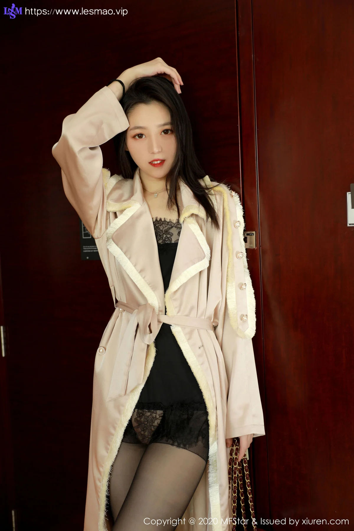 MFStar 模范学院 Vol.325  魅惑黑色镂空 言沫 第二套写真 - 7