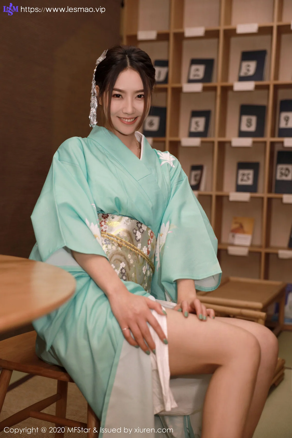 MFStar 模范学院 Vol.332  方子萱 和服美腿私房 - 10
