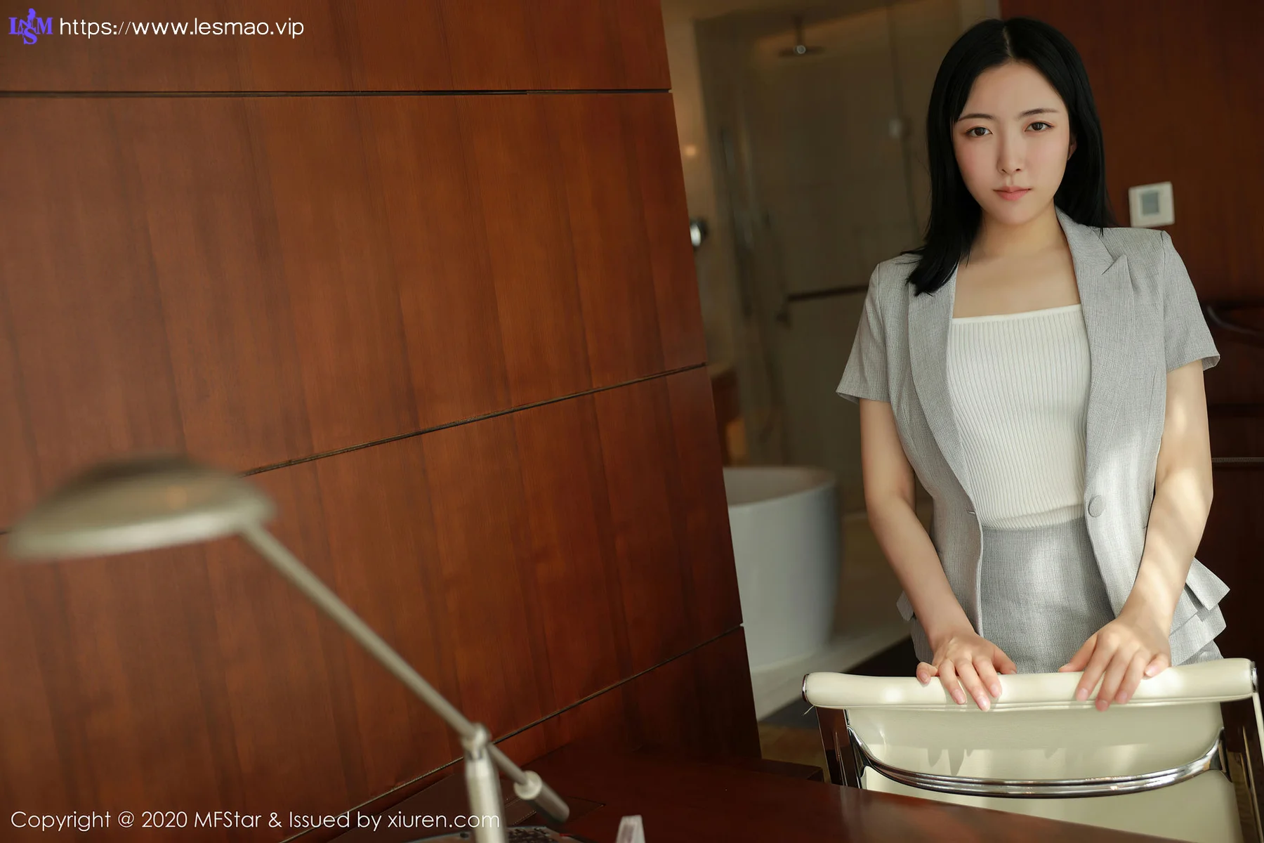 MFStar 模范学院 Vol.366  网袜黑丝 林小艺 首套美女 - 1