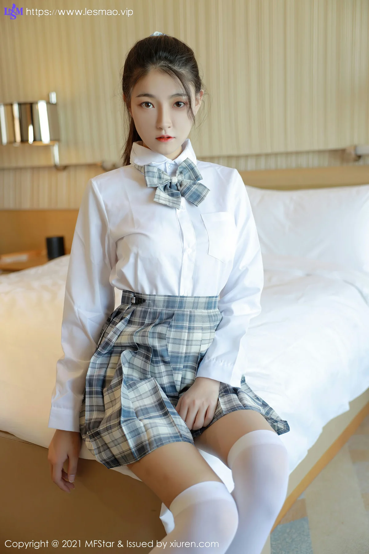 MFStar 模范学院 Vol.448  格子jk清纯少女 苏雨彤 - 3