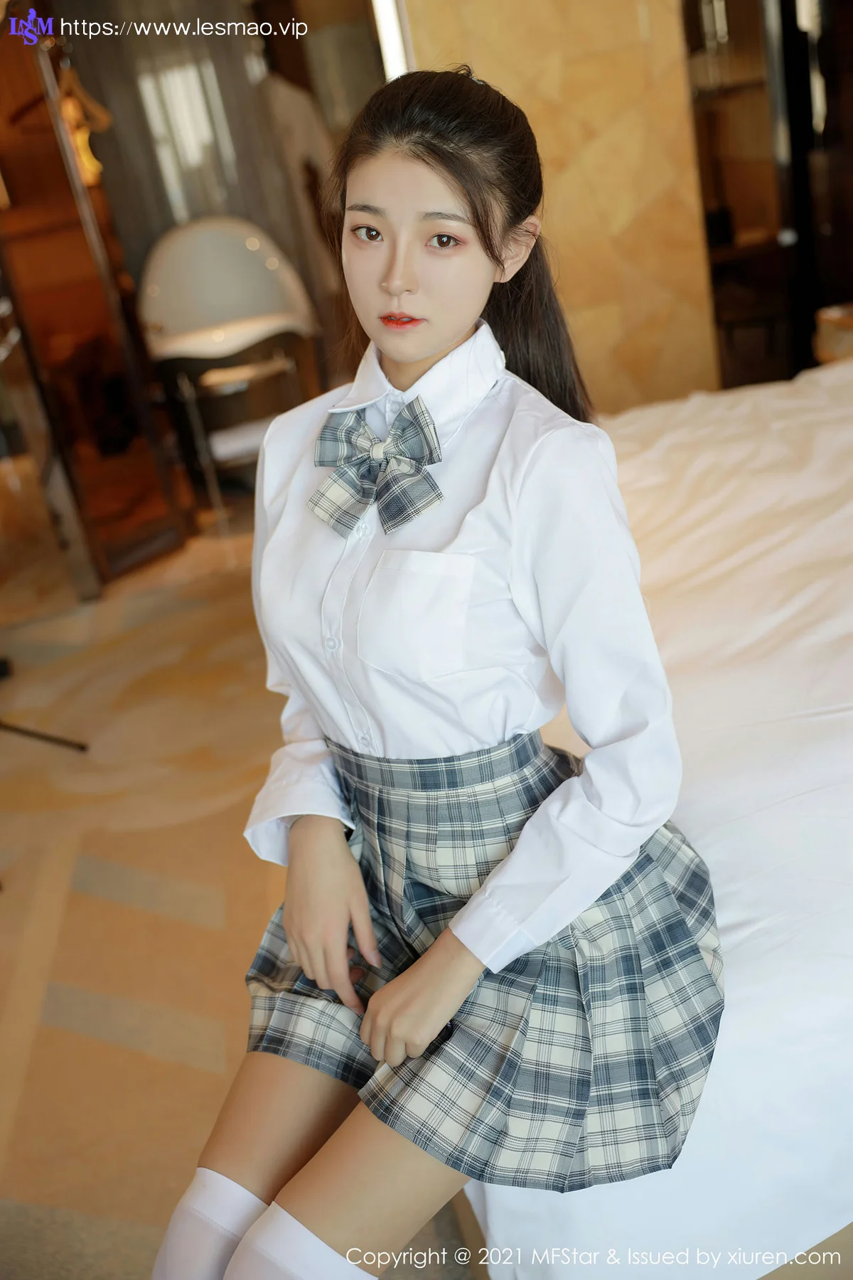 MFStar 模范学院 Vol.448  格子jk清纯少女 苏雨彤 - 5