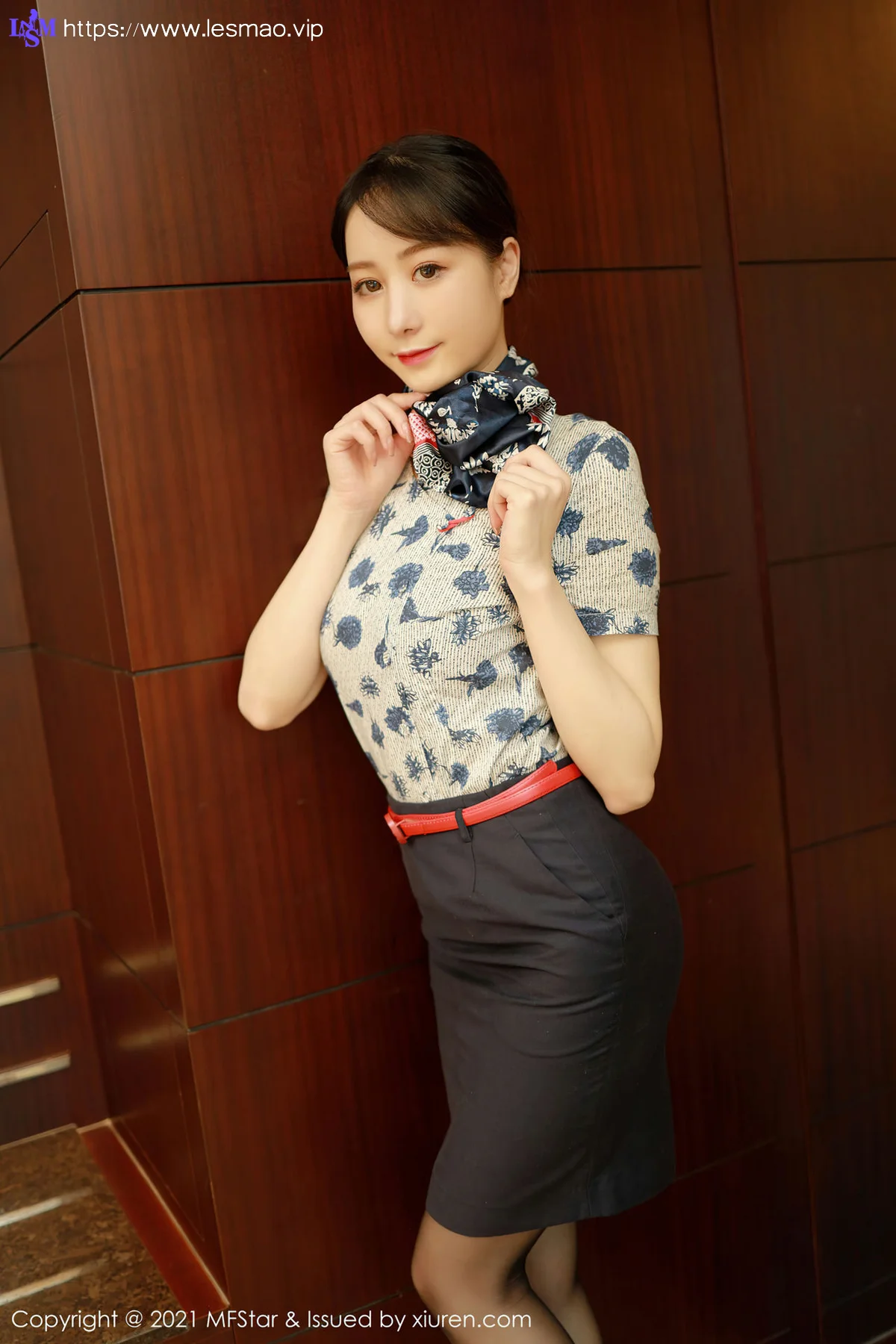 MFStar 模范学院 Vol.450  水水er 精致典雅空姐制服 - 3