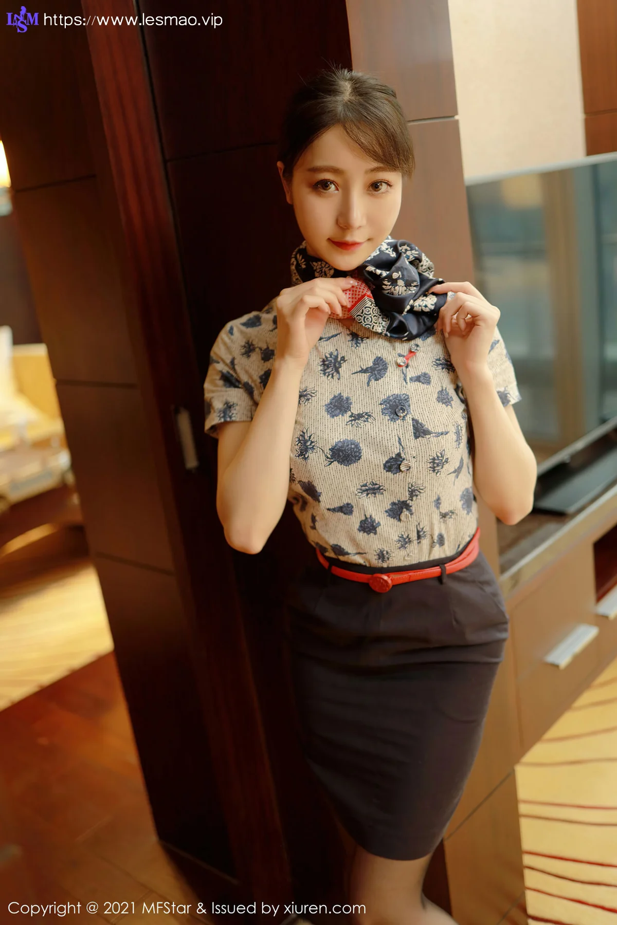 MFStar 模范学院 Vol.450  水水er 精致典雅空姐制服 - 5