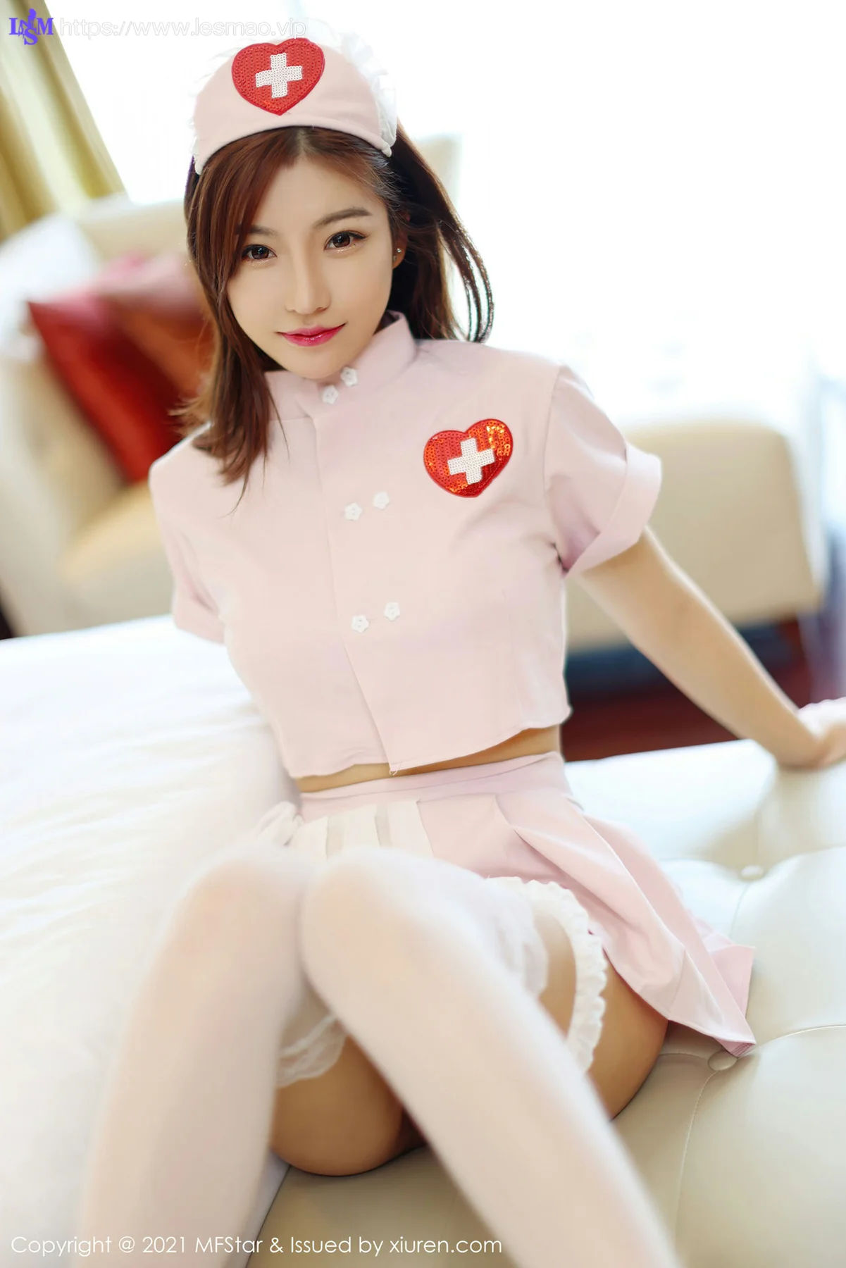 MFStar 模范学院 Vol.524 护士情趣制服 人间荒糖 性感写真 - 9