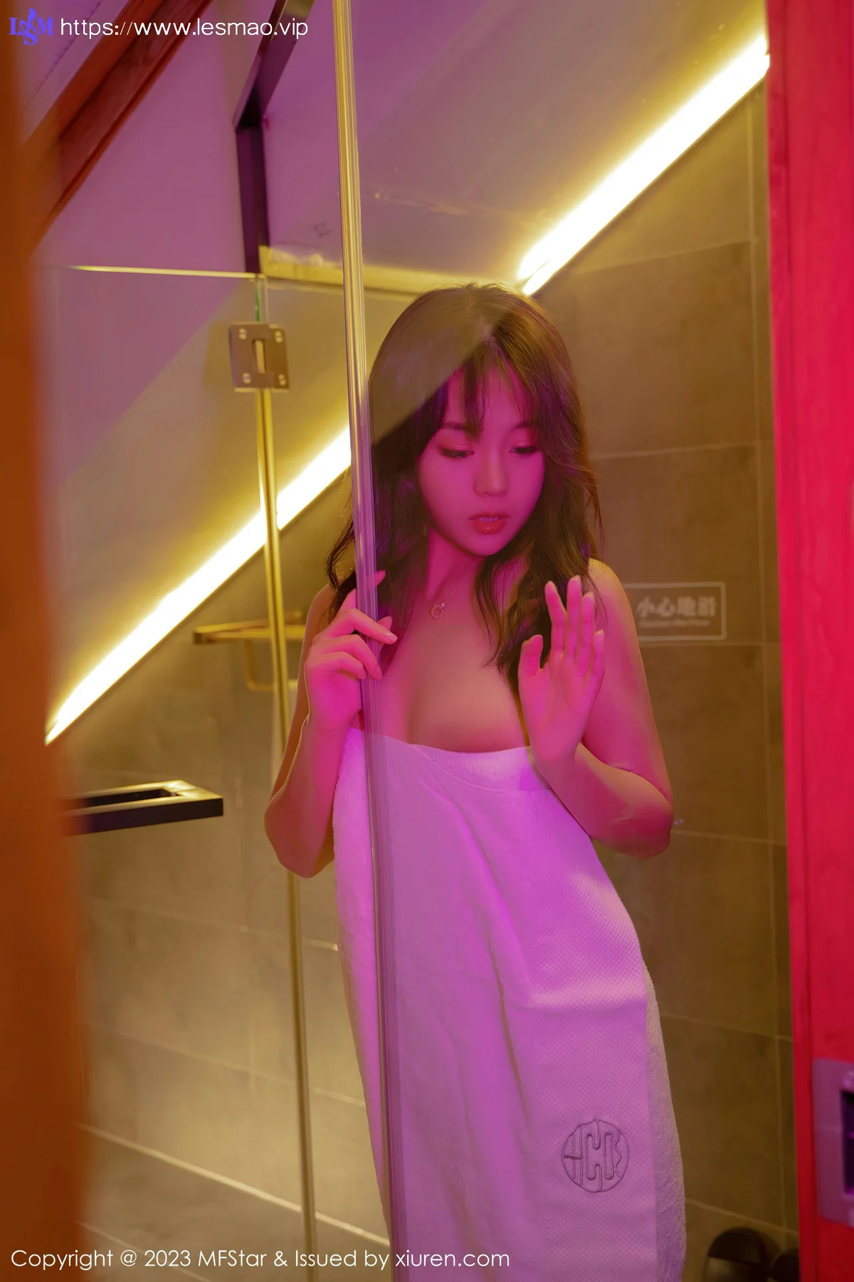 MFStar 模范学院 Vol.590 小樱花baby 浴后出镜拍摄首套写真 - 10