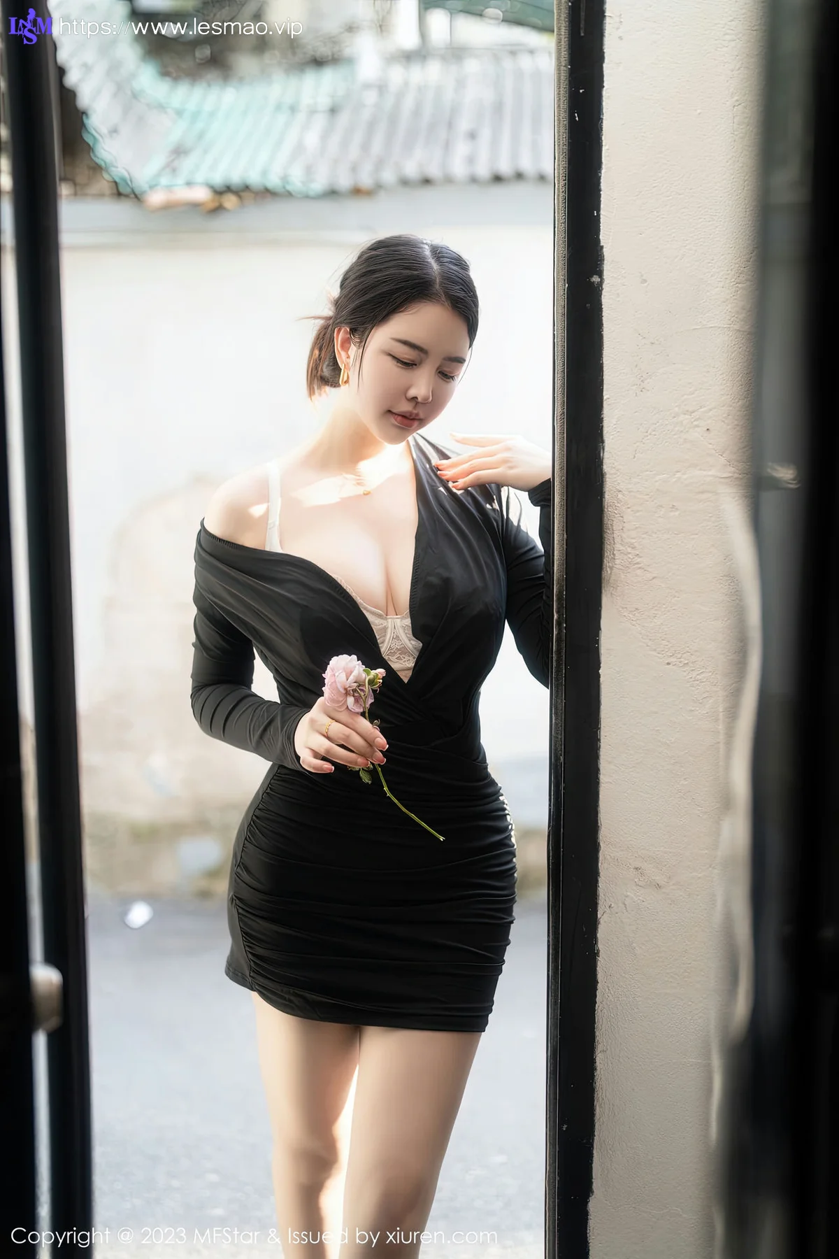 MFStar 模范学院 Vol.596 樱桃小犊子 魅惑黑丝性感写真3 - 6