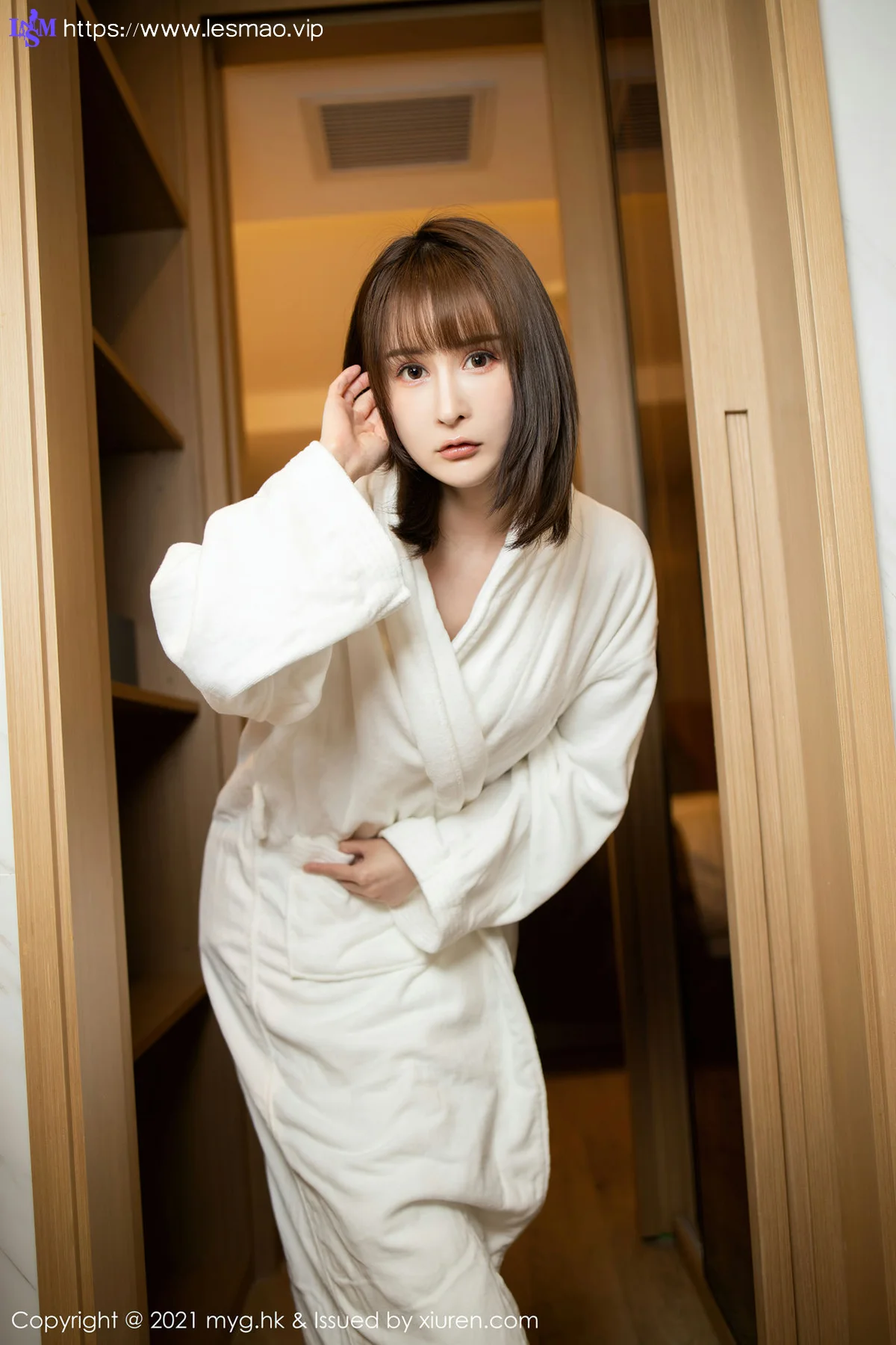 MyGirl 美媛馆 Vol.529 柔软浴袍与透明保鲜膜系列 蔡文钰Abby 性感写真 - 4