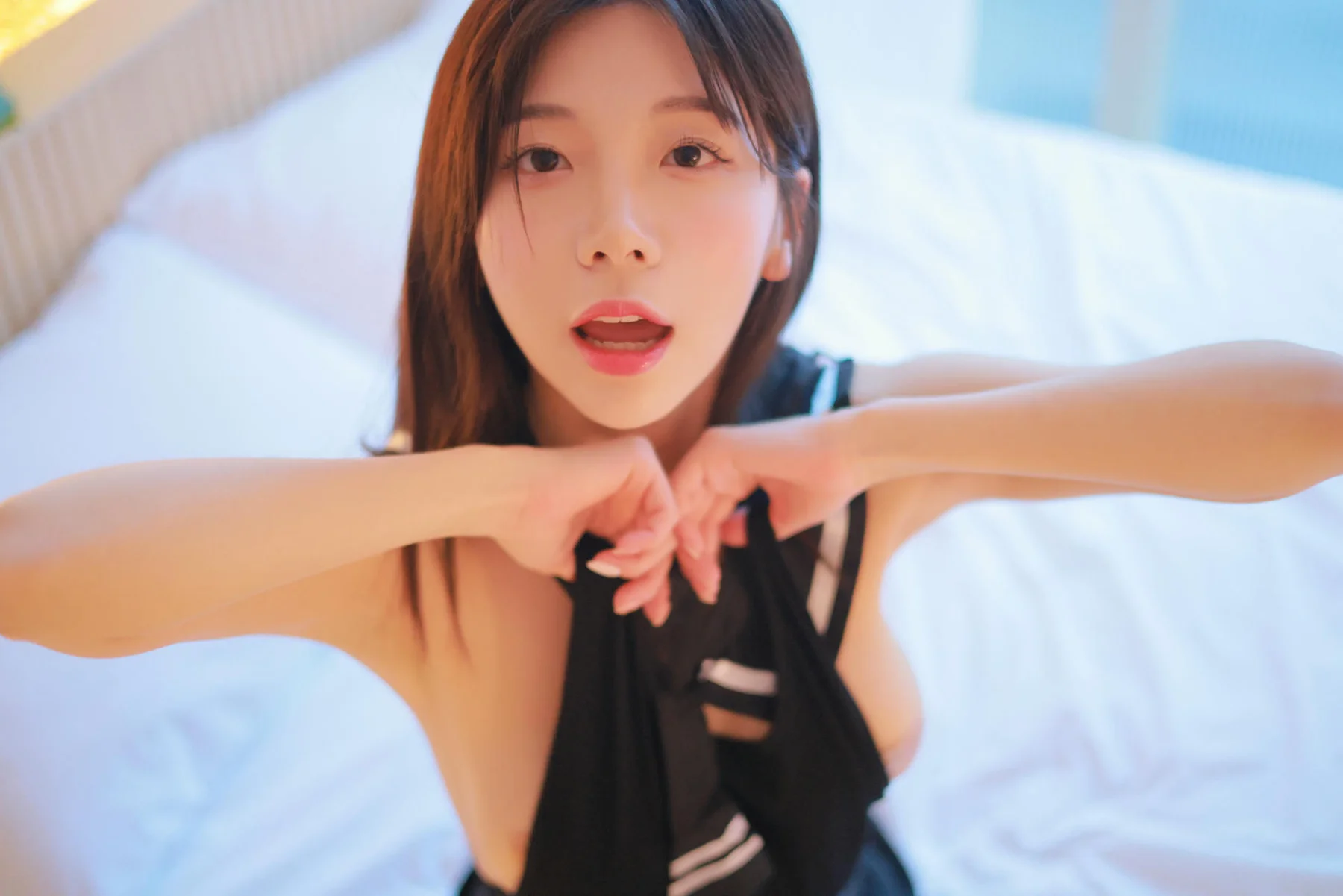 Patreon No.036 leeesovely李素英黑色制服乳贴爆乳 - 2