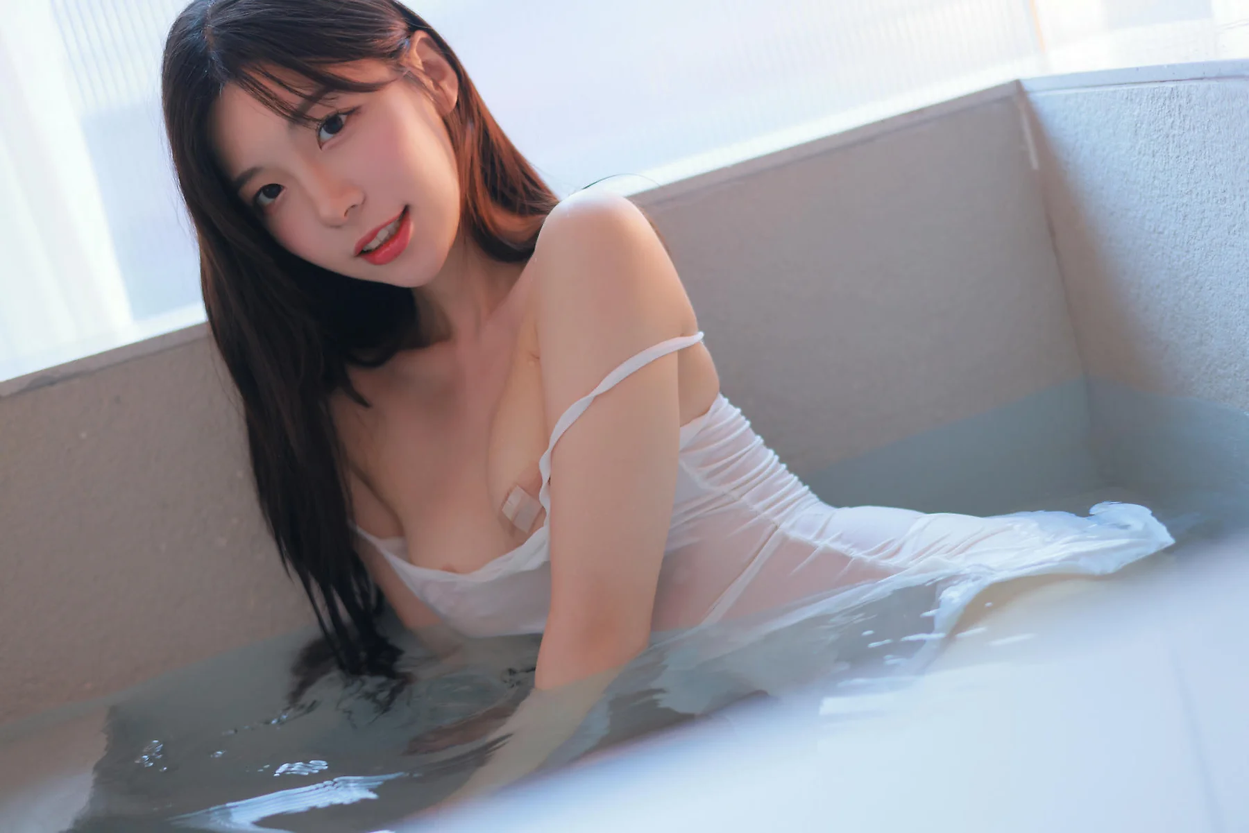 Patreon No.038 leeesovely李素英白色丝袜背心 - 1