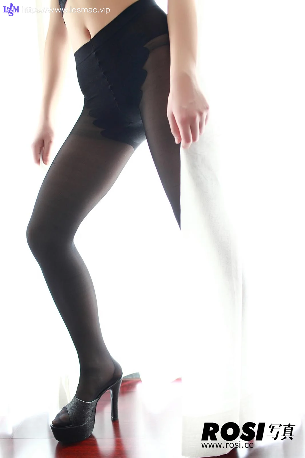 Rosi 写真 No.019 33P/12.91M - 5